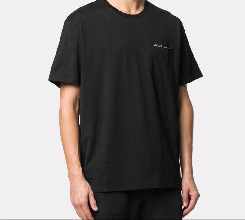 Givenchy Givenchy Pocket Badge Round Neck Short Sleeve T-Shirt Size US XS / EU 42 / 0 - 8 Thumbnail