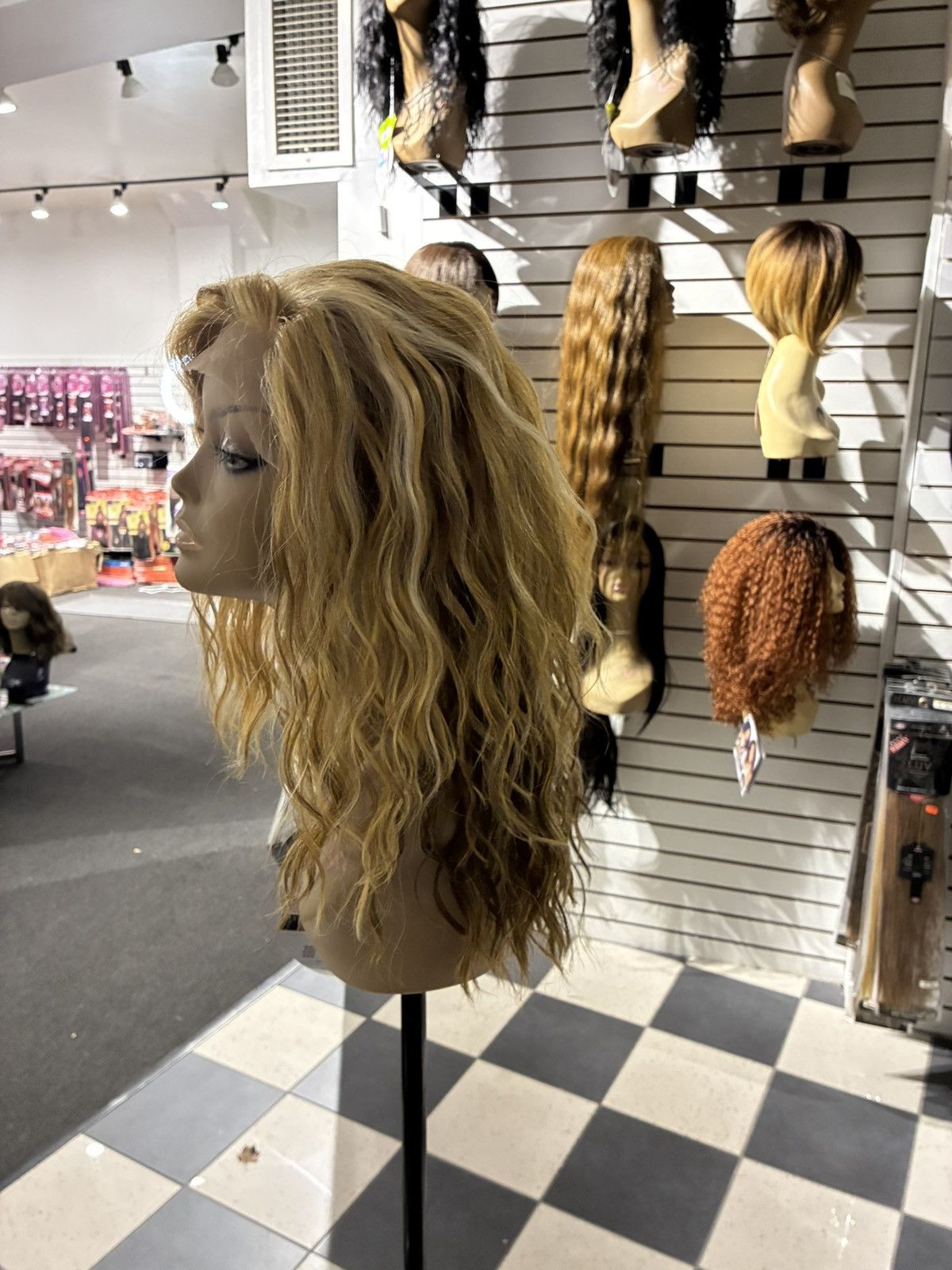 Other Tess wigs Size ONE SIZE - 4 Thumbnail