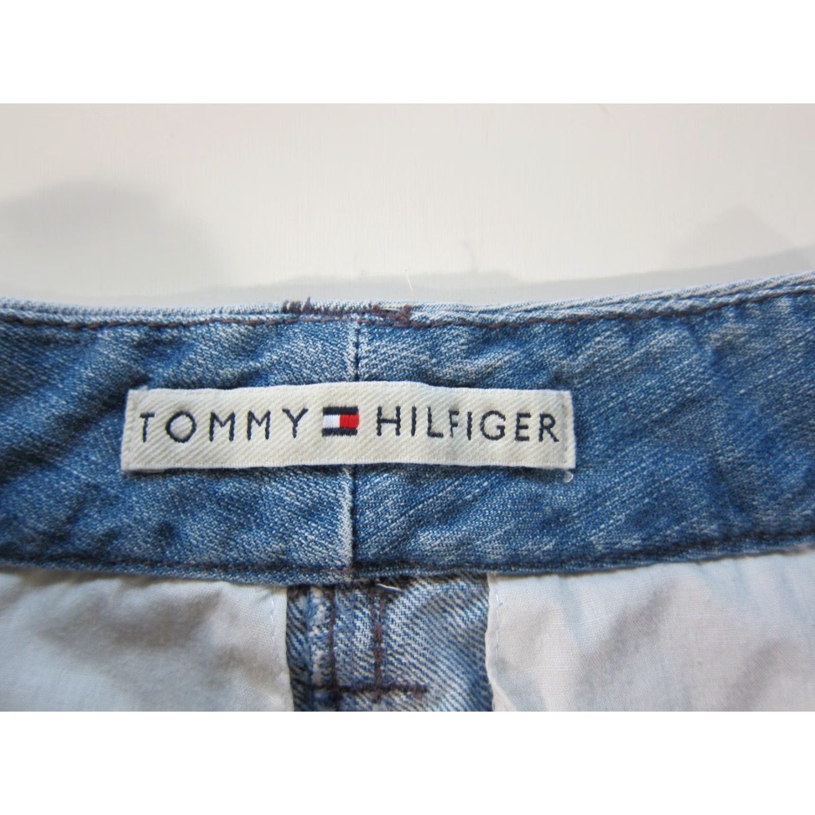 Tommy Hilfiger Tommy Hilfiger 100% Cotton Light Wash Denim Skirt Women 6/M Pencil Pocket Knee Length Blue Floral? Size 28" / US 6 / IT 42 - 3 Thumbnail