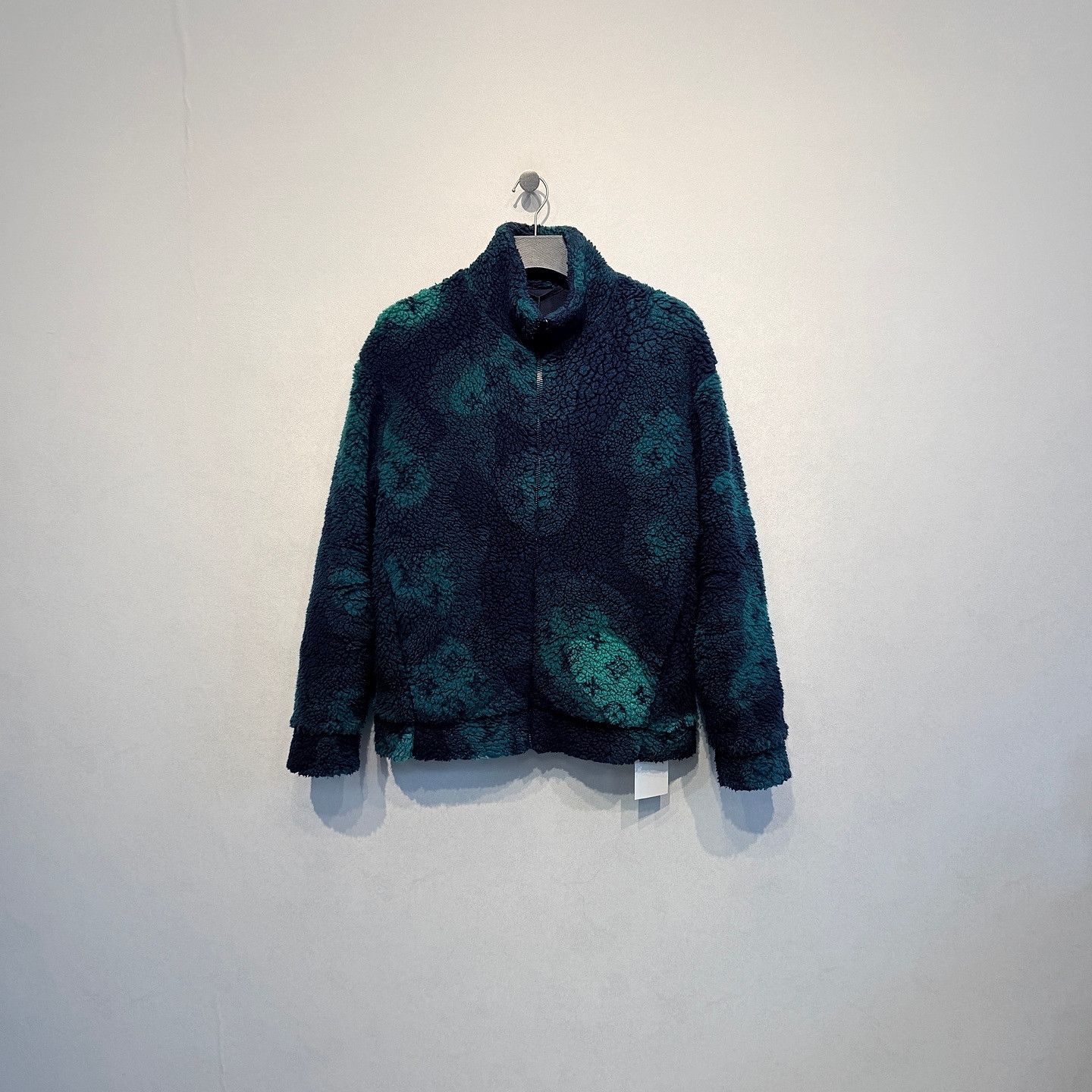 Louis Vuitton Louis Vuitton Monogram Fleece Jacket Size L Size US L / EU 52-54 / 3 - 1 Thumbnail