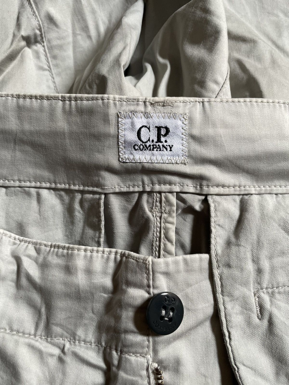 C.P. Company C.P. Company CP company bermuda cargo shorts Size US 35 - 6 Thumbnail