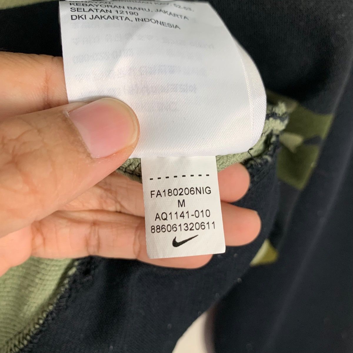 Nike NIKE Dri-Fit Camo Stipe Pullover Hoodie Sweatshirt #1956-C85 Size US M / EU 48-50 / 2 - 19 Thumbnail