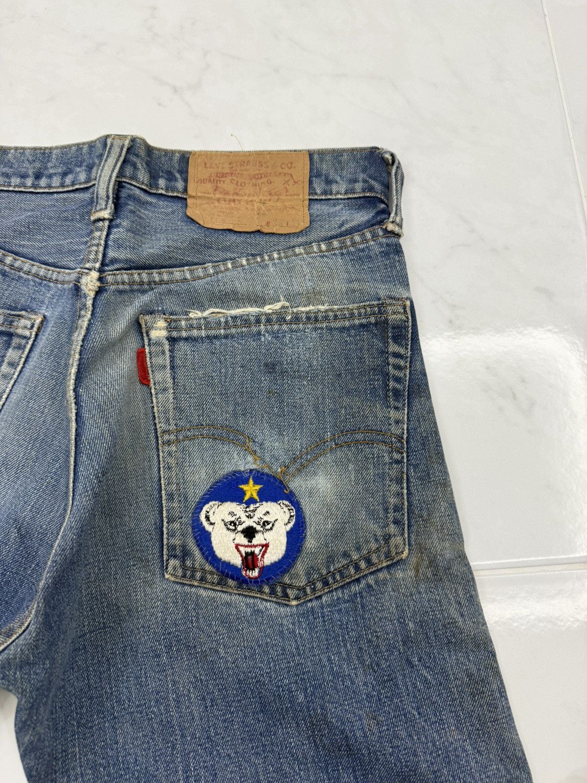 Levi's Vintage 1970s Levi’s Strauss 505 0217 Small “e” Non Selvedge Size US 29 - 17 Thumbnail