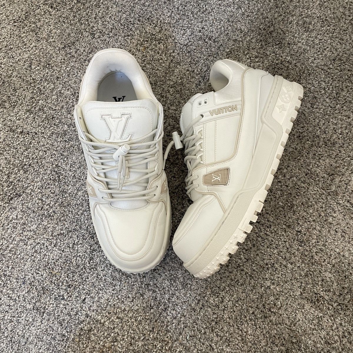 Louis Vuitton LOUIS VUITTON MAXI TRAINER Size US 9 / EU 42 - 2 Thumbnail