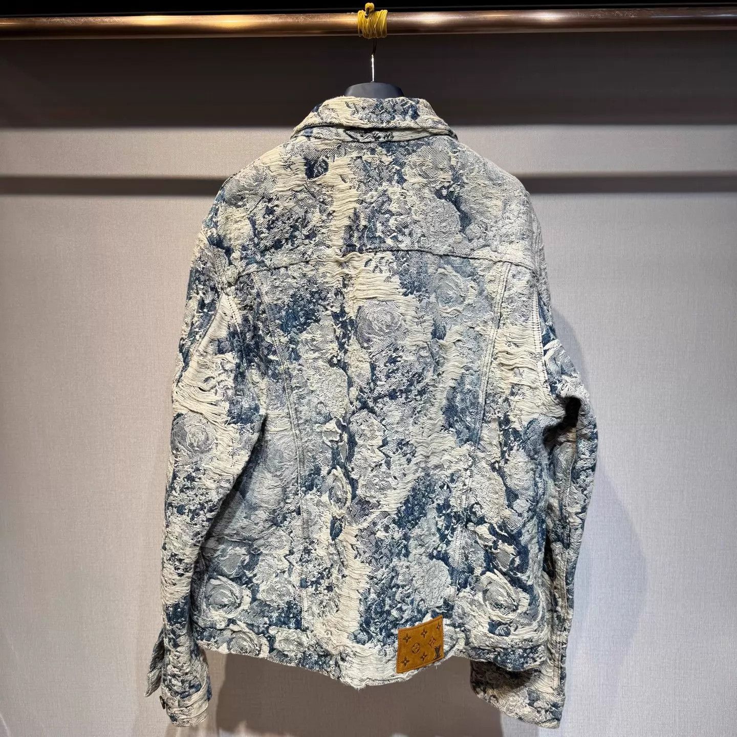 Louis Vuitton Louis Vuitton Floral Ruined Denim Jacket 52 New Size US L / EU 52-54 / 3 - 2 Thumbnail