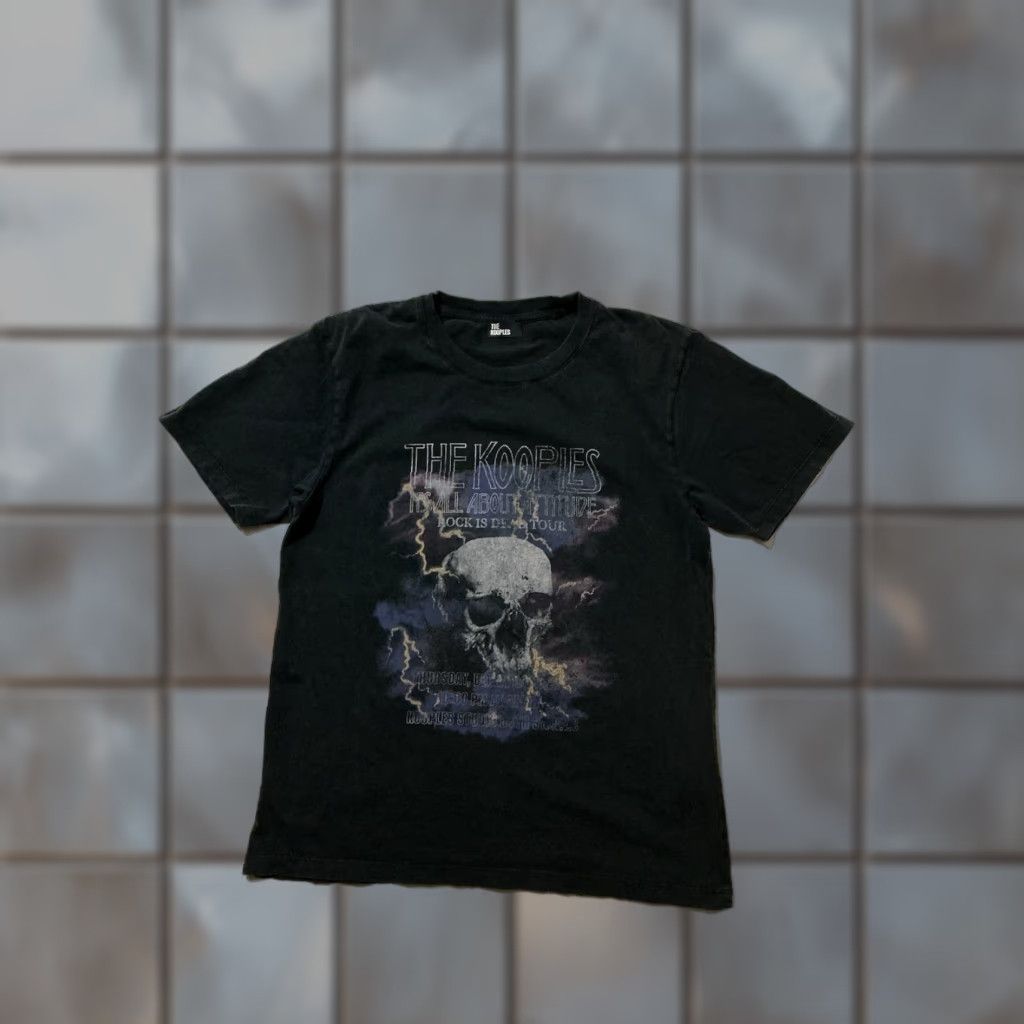 The Kooples VINTAGE The Kooples It’s All About Attitude Rock Is Dead Tour Skull Graphic T-Shirt Sz.2 Mens Size US XS / EU 42 / 0 - 1 Thumbnail