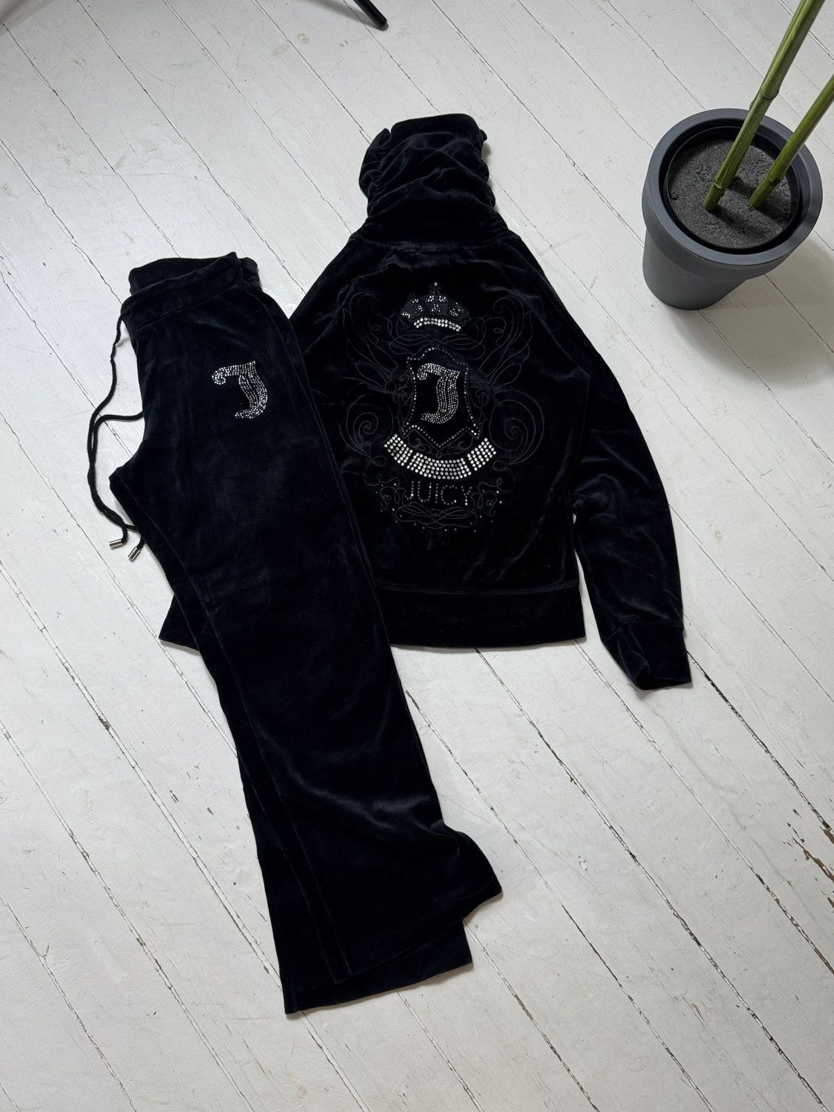 Juicy Couture VINTAGE JUICY COUTURE 2000s HOODIE&PANTS SET TRACKSUIT Size S / US 4 / IT 40 - 1 Thumbnail