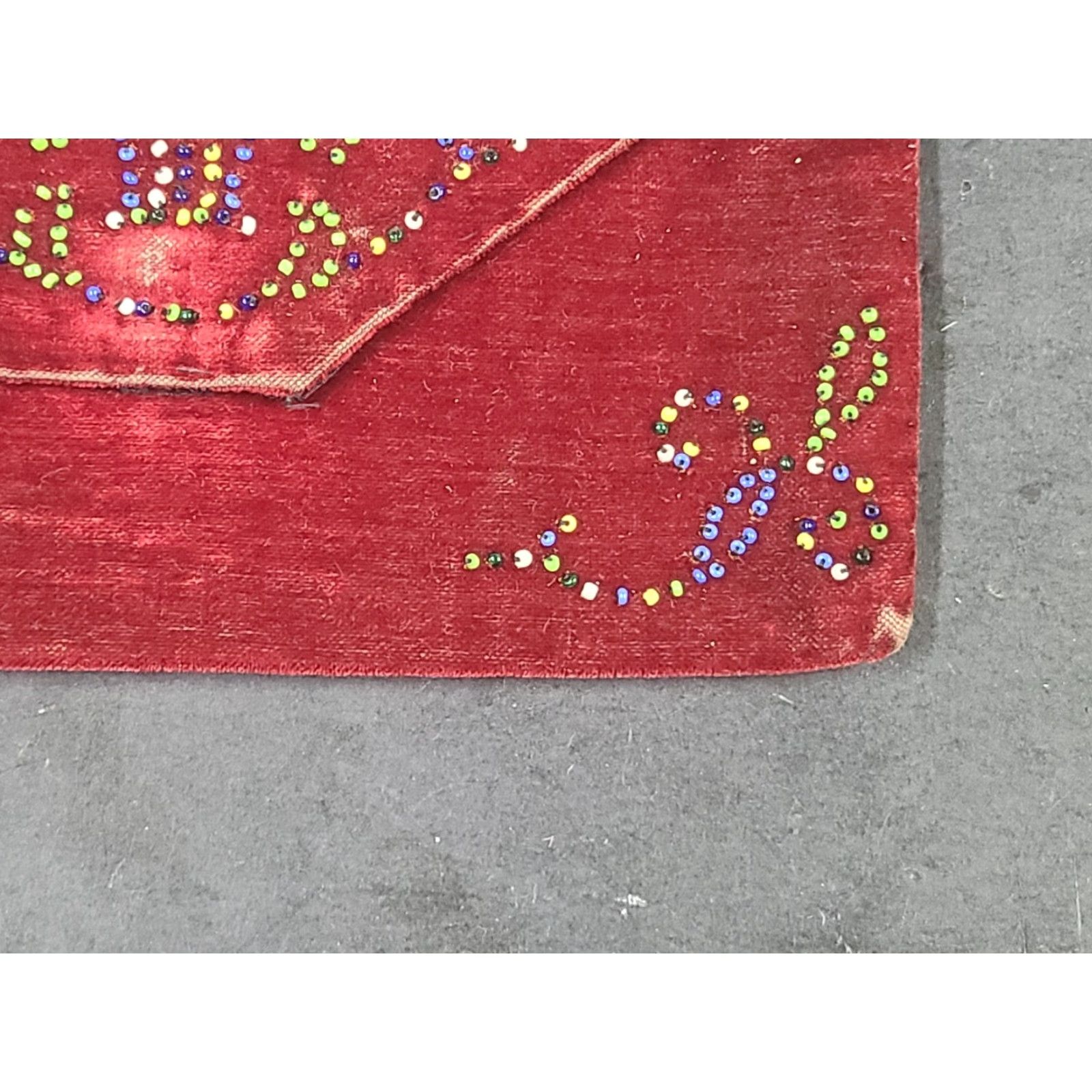Velvet VTG 50s Beaded Velvet Clutch Purse Red Floral Design Women Purse Vintage Velvet Clutch Red Size ONE SIZE - 3 Thumbnail