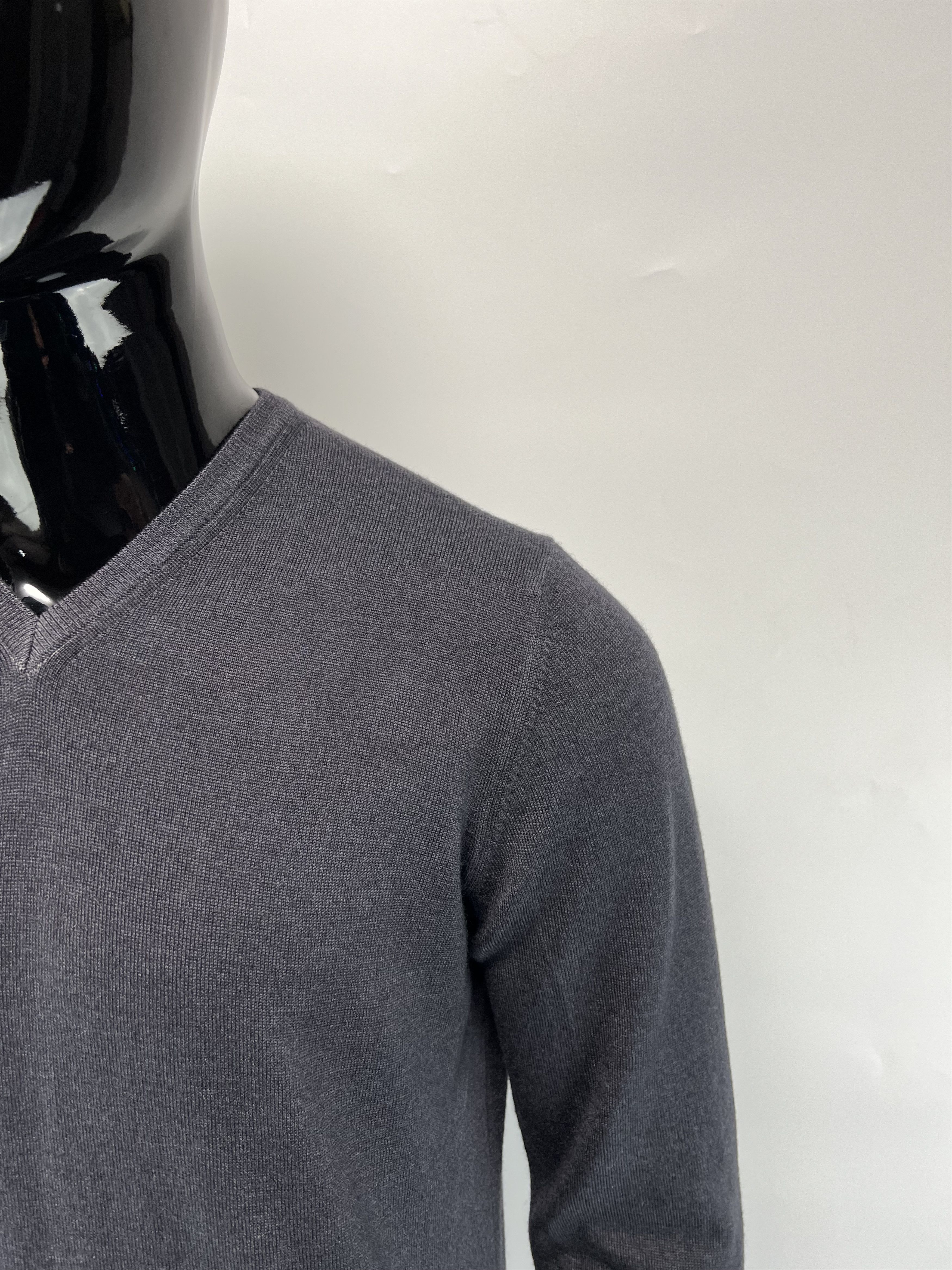 Gran Sasso Gran Sasso Vintage 100% Virgin Wool V-Neck Sweater Size 48 Size US M / EU 48-50 / 2 - 4 Thumbnail