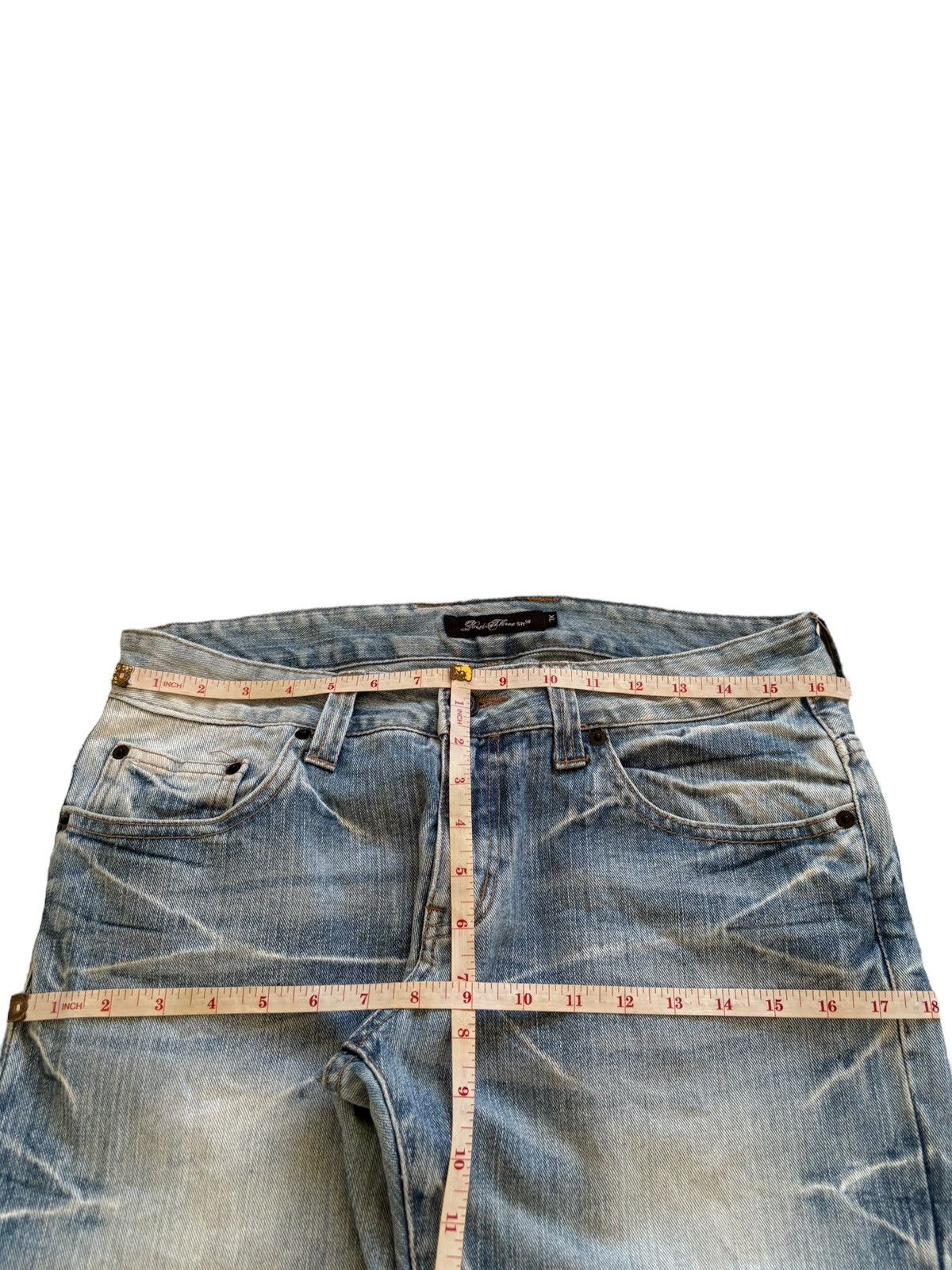 Japanese Brand Vintage Japanese Brand Faded Wash Distressed Jeans Size US 33 - 13 Thumbnail