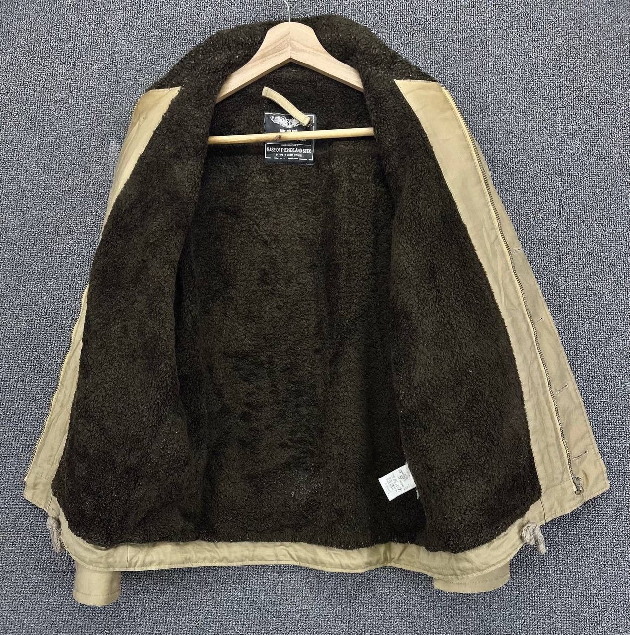 Vintage Vintage Hide and Seek Shearling Sherpa Military Jacket Size US M / EU 48-50 / 2 - 6 Thumbnail