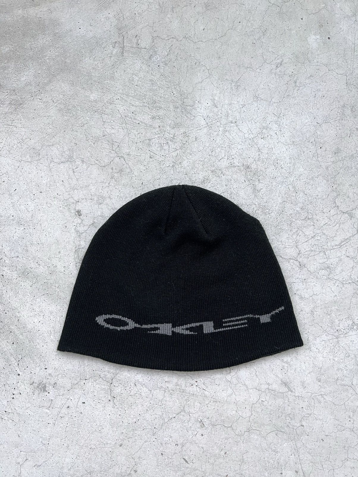 Oakley × Streetwear × Vintage Vintage Oakley Knitted Beanie Hat
