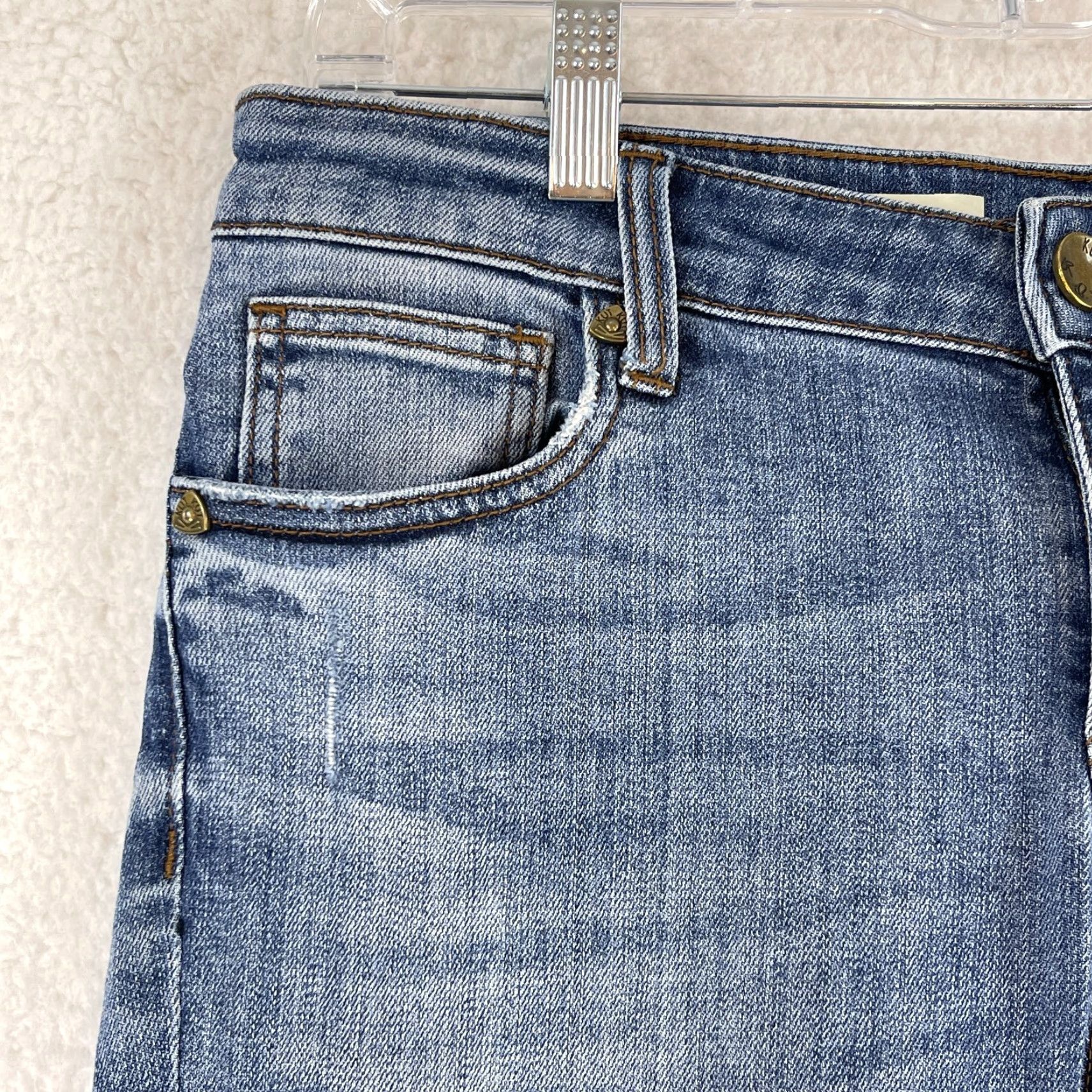 Vintage Kut from the Kloth Boyfriend Mid-Rise Jeans Womens Size 8P Blue Roll Cuff Crop Jeans Size 30" / US 8 / IT 44 - 4 Thumbnail