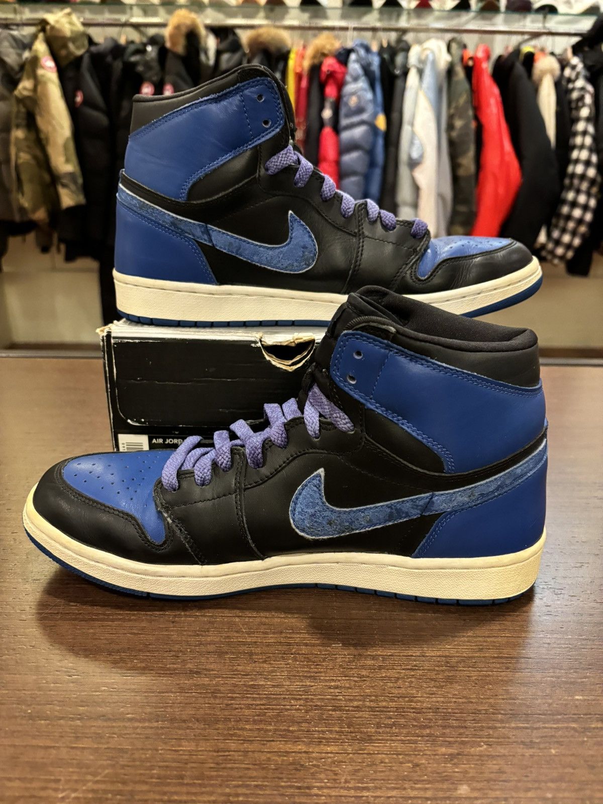 Jordan Brand Jordan 1 Retro 2001 ‘Royal’ (C) Size US 10 / EU 43 - 4 Thumbnail