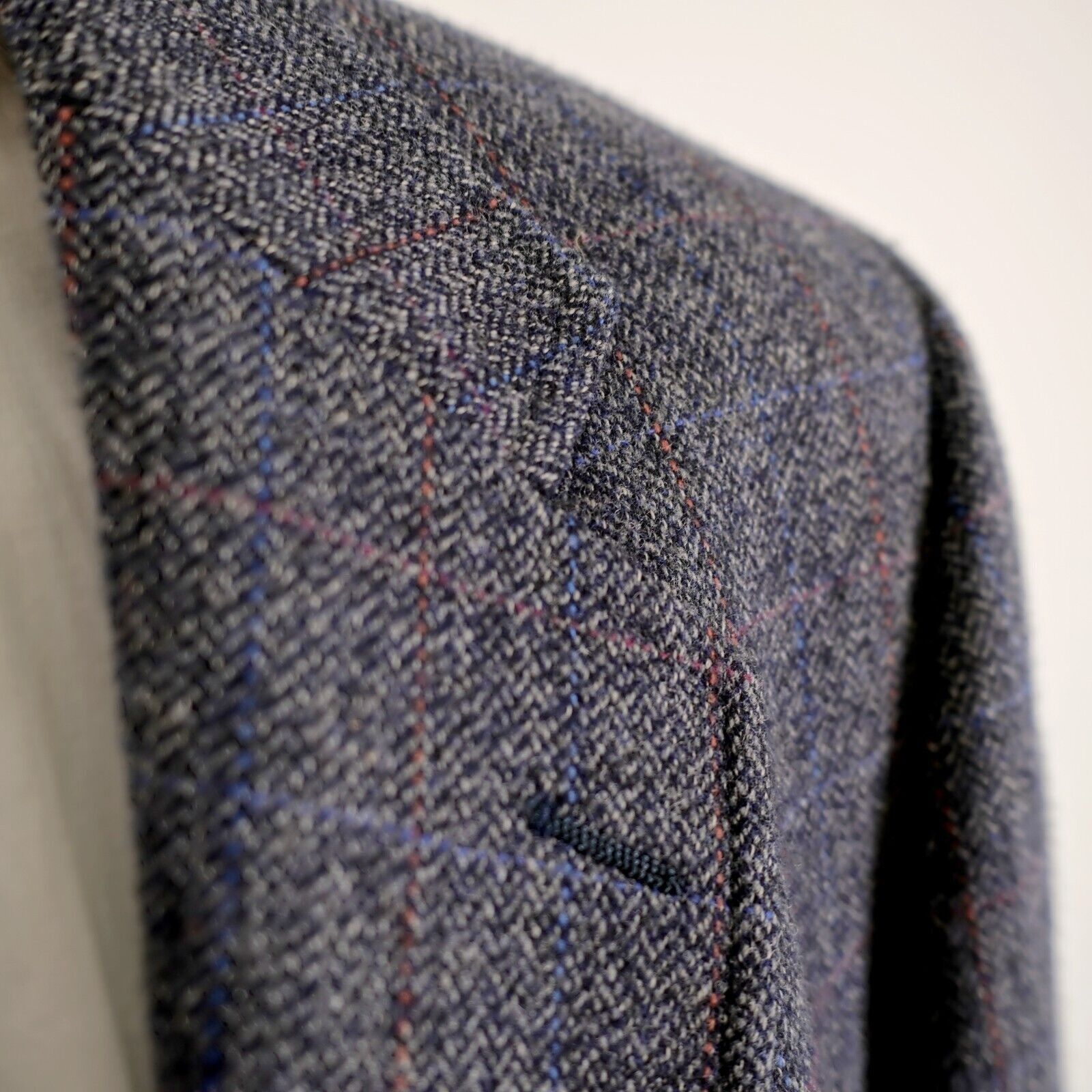 Hart Schaffner Marx Hart Schaffner Marx Tweed Wool Gray Houndstooth Red Blue Win Size 40R - 2 Thumbnail