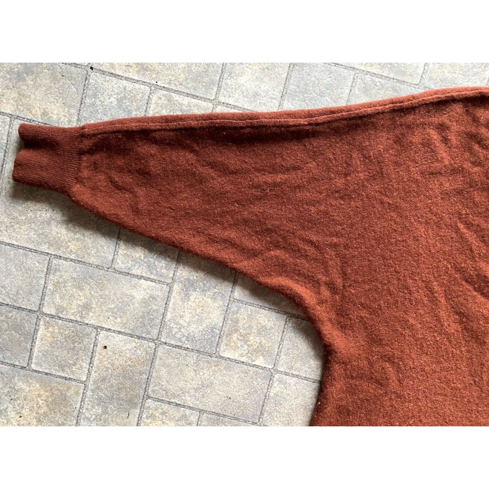 Vintage Pilcro MEDIUM Open Back Cutout 100% Cashmere Brown Dark Red Long Sleeve Top Size M / US 6-8 / IT 42-44 - 6 Thumbnail