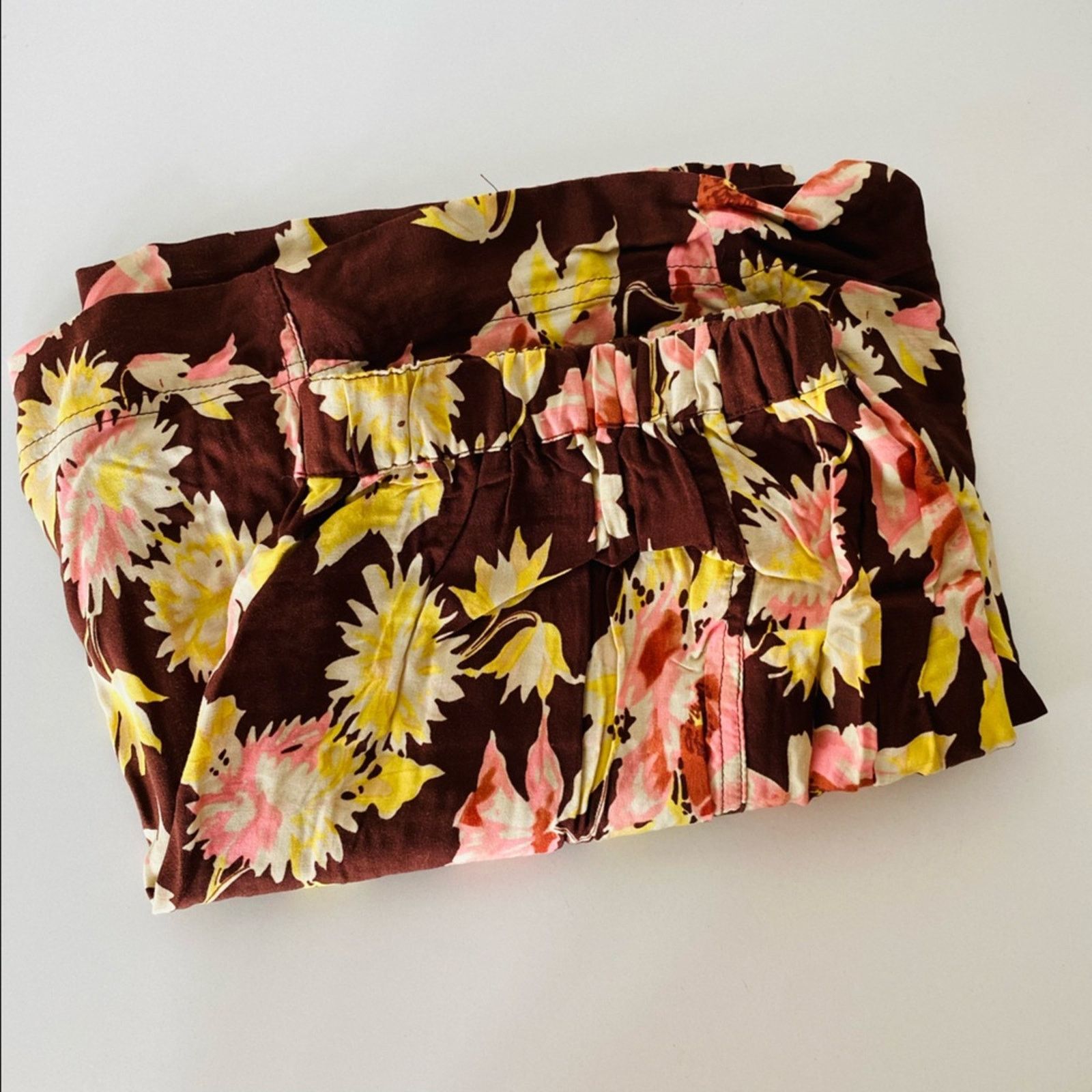 Vintage VINTAGE Y2K Brown Pink Floral Mini Skirt High Or Low Rise Size 30" / US 8 / IT 44 - 8 Thumbnail