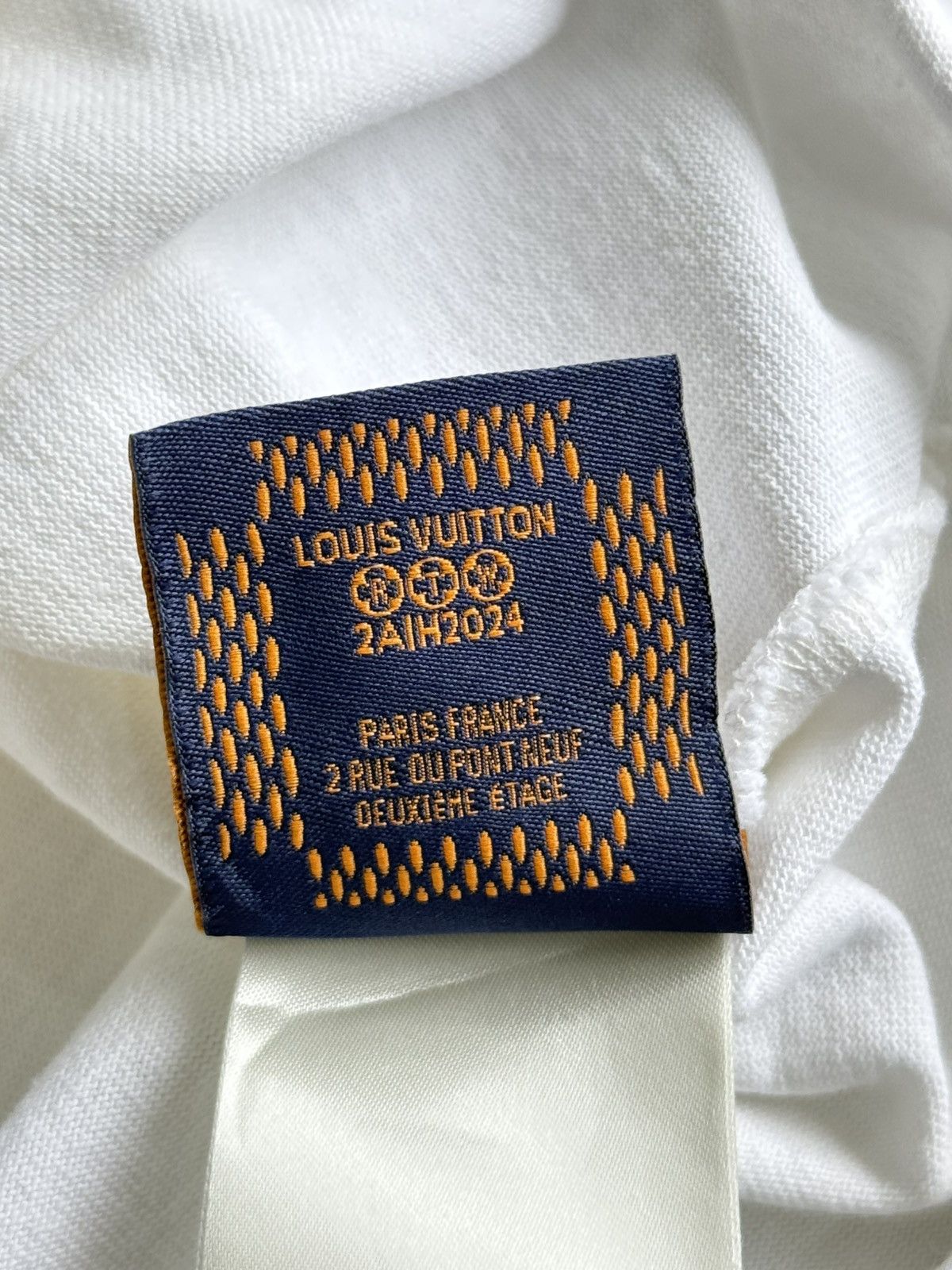 Louis Vuitton SS24 - Louis Vuitton Pharrell Lovers Tee Size US XL / EU 56 / 4 - 10 Thumbnail