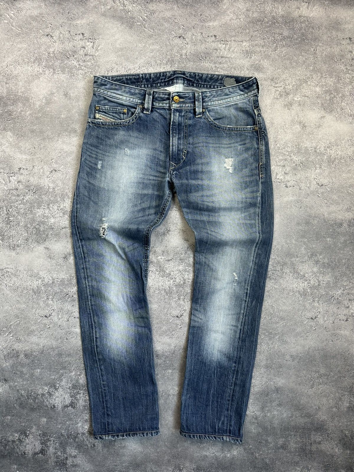 Diesel Diesel Industry Vintage Distressed Denim Faded Jeans 30 Size US 30 / EU 46 - 1 Thumbnail