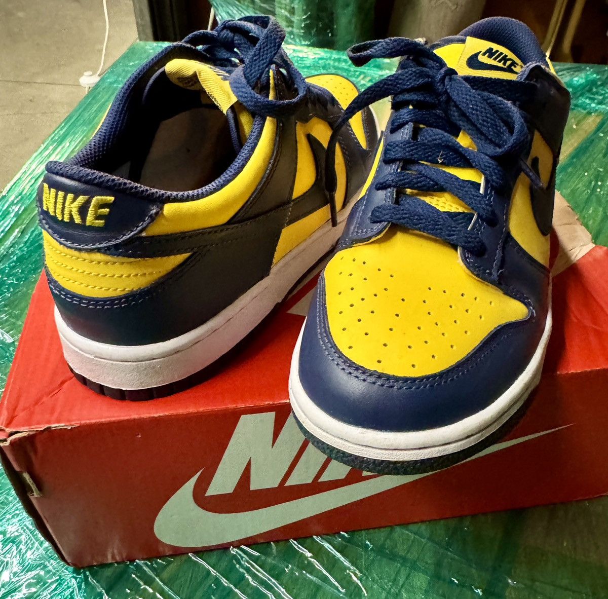 Nike Nike Dunk Low ‘Michigan’ 2021 Size 7 - 25cm Size US 7 / EU 40 - 5 Thumbnail