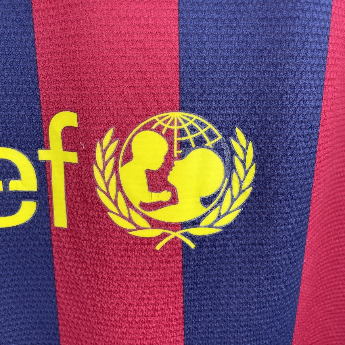 Nike Barcelona Nike Home Jersey Shirt Men 2013/2014 size M Size US M / EU 48-50 / 2 - 13 Thumbnail