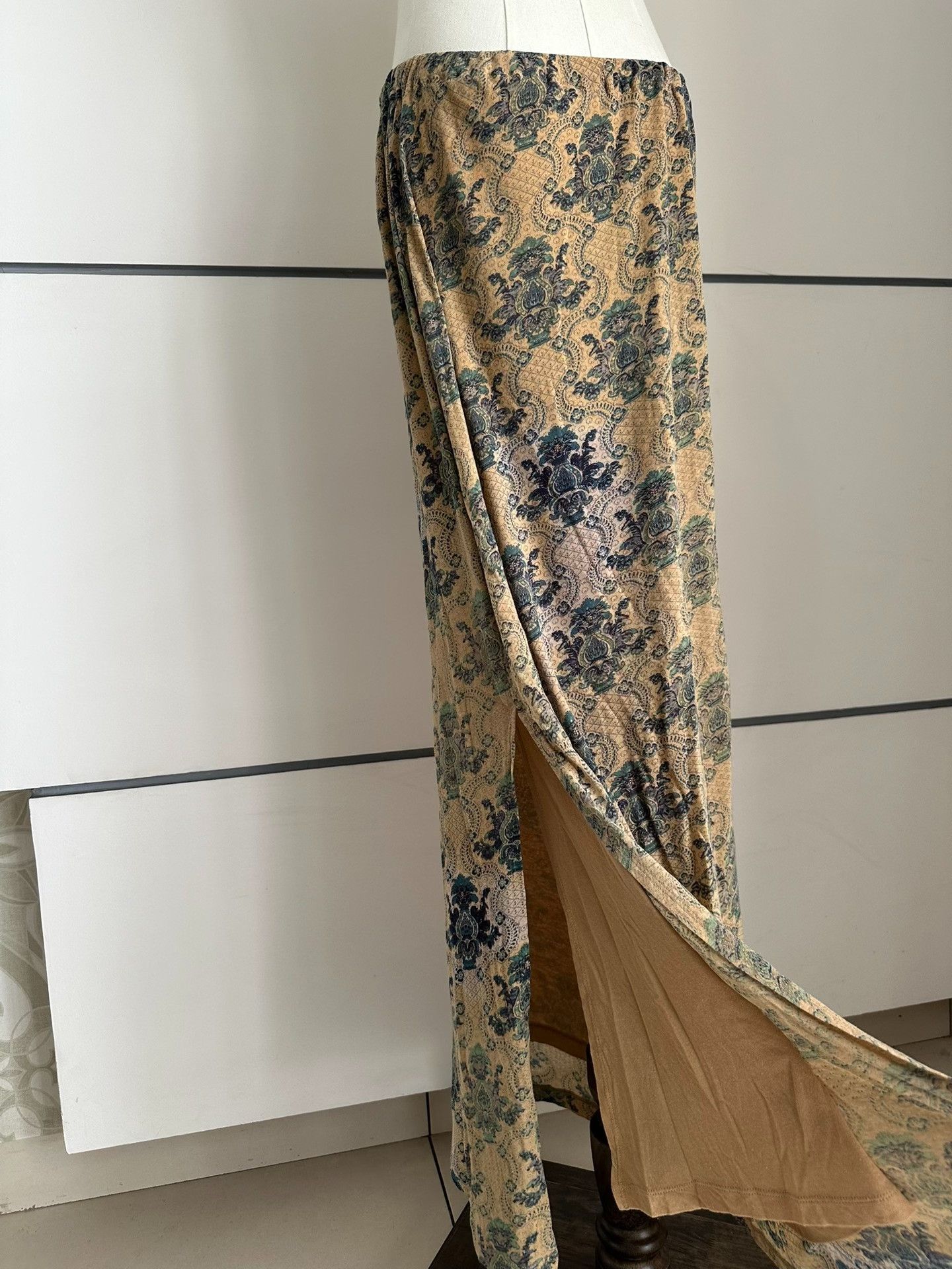 Issey Miyake ISSEY MIYAKE size3 Retro, ethnic-style long dress| Size 29" - 4 Thumbnail