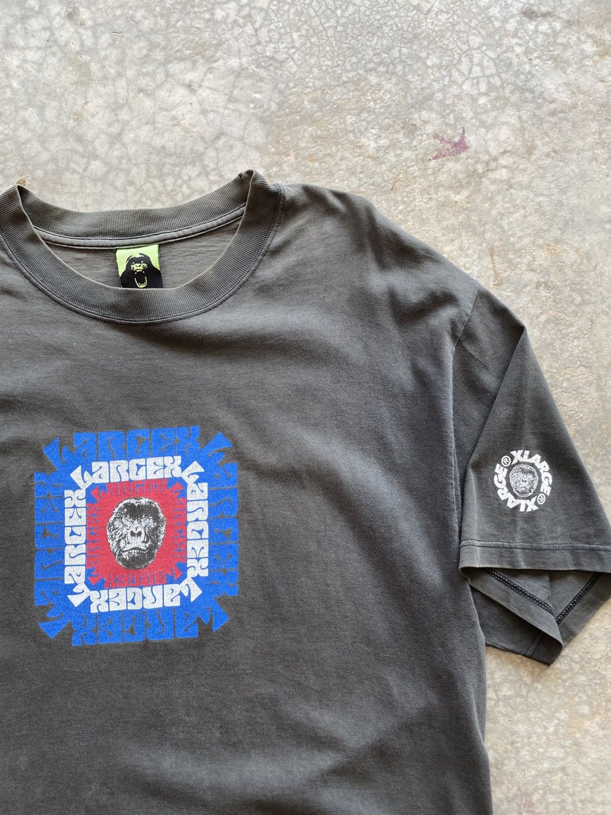 X-LARGE Vintage 99 Xlarge screaming gorilla tee Size US XL / EU 56 / 4 - 3 Thumbnail