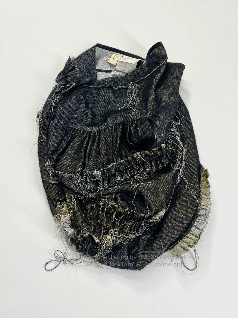 Comme des Garcons Comme Des Garcons size XS Deformed Lace Skirt Size 23" - 3 Thumbnail