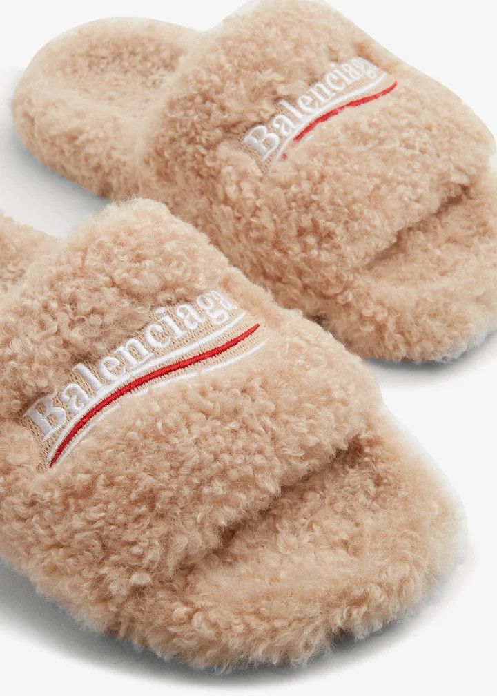Balenciaga o1w1db10326 Furry Open Mules in Beige Size US 10 / IT 40 - 2 Thumbnail