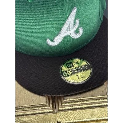 New Era Atlanta Braves 30th Season 59FIFTY Fitted Hat Pink UV Cooper Size ONE SIZE - 6 Thumbnail