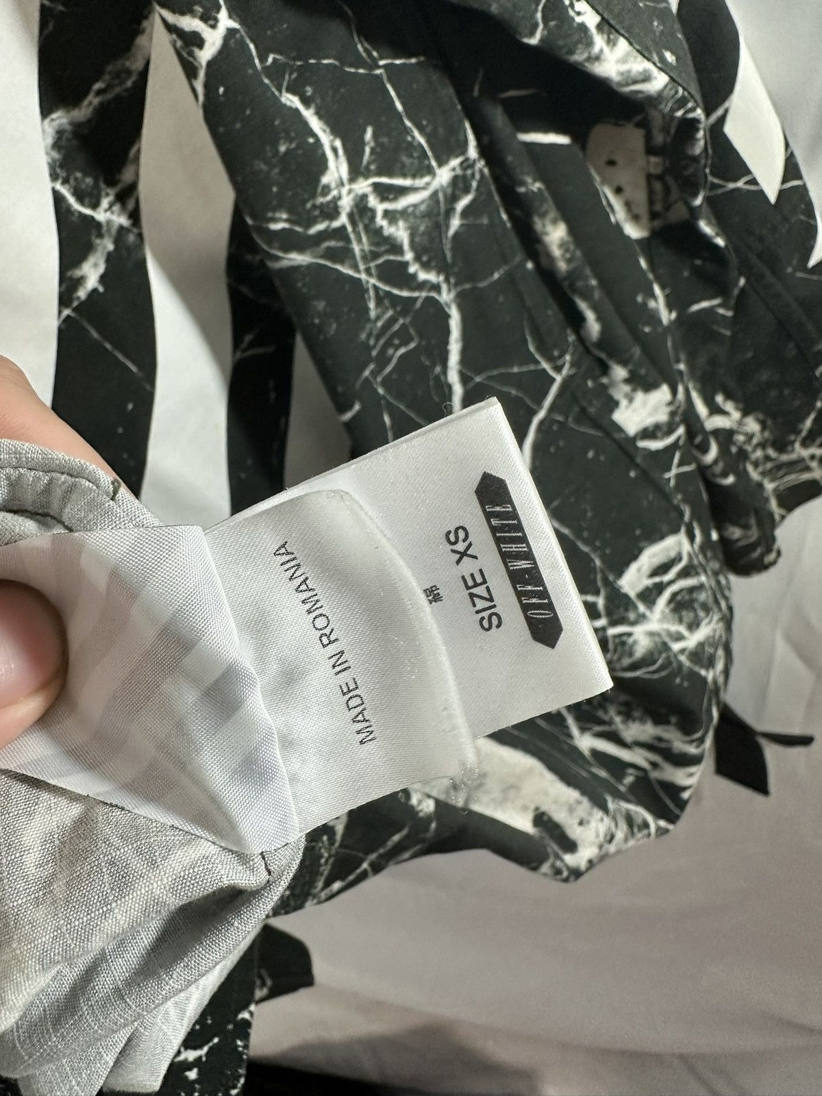 Off-White OFF WHITE CAMO LIGHT JACKET Size US XS / EU 42 / 0 - 13 Thumbnail
