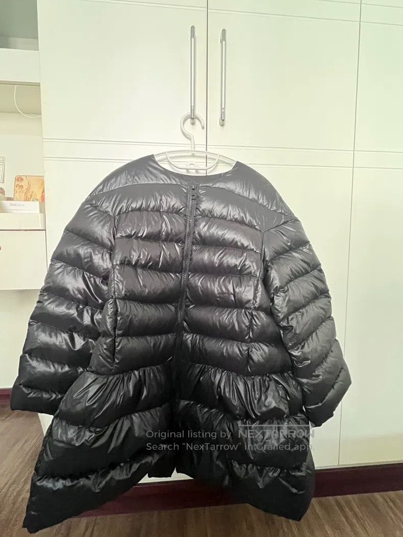 Valentino Valentino Black down jacket Size M / US 6-8 / IT 42-44 - 1 Thumbnail