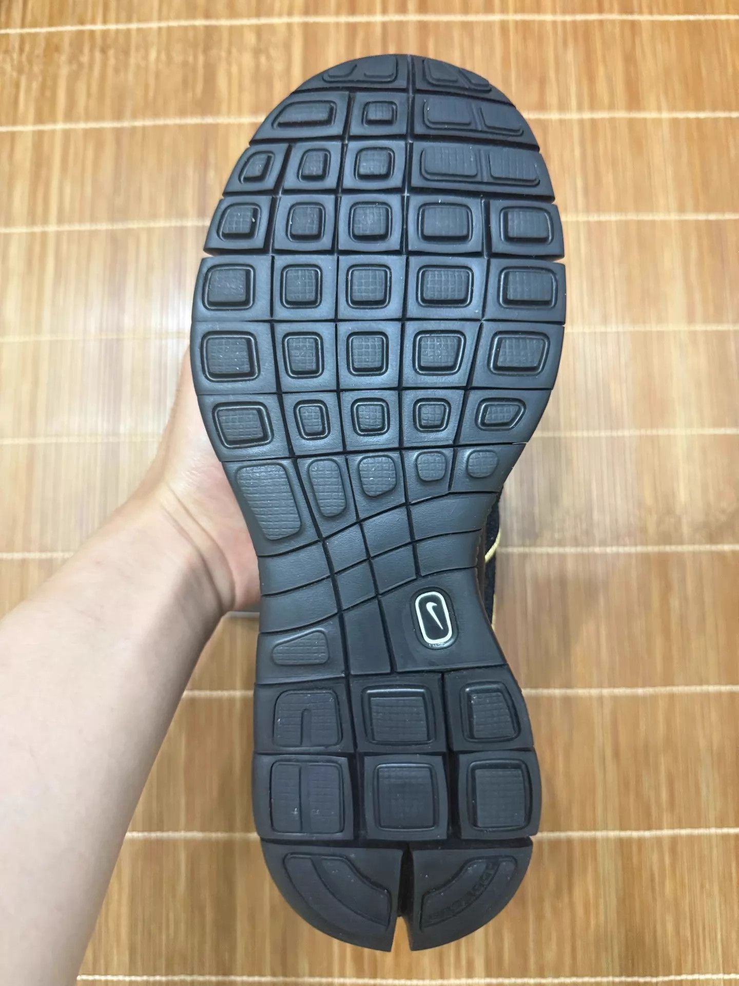 Nike Nike Free Flyknit Mercurial x Balmain Black/Gold 41 (fits 40/40.5) Size US 8 / EU 41 - 3 Thumbnail