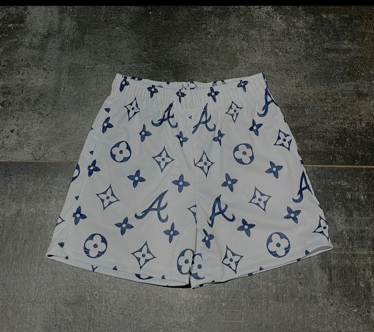 Bravest Studios Bravest Studios ‘LV / Braves’ Shorts / Size SMALL Size US 32 / EU 48 - 2 Thumbnail