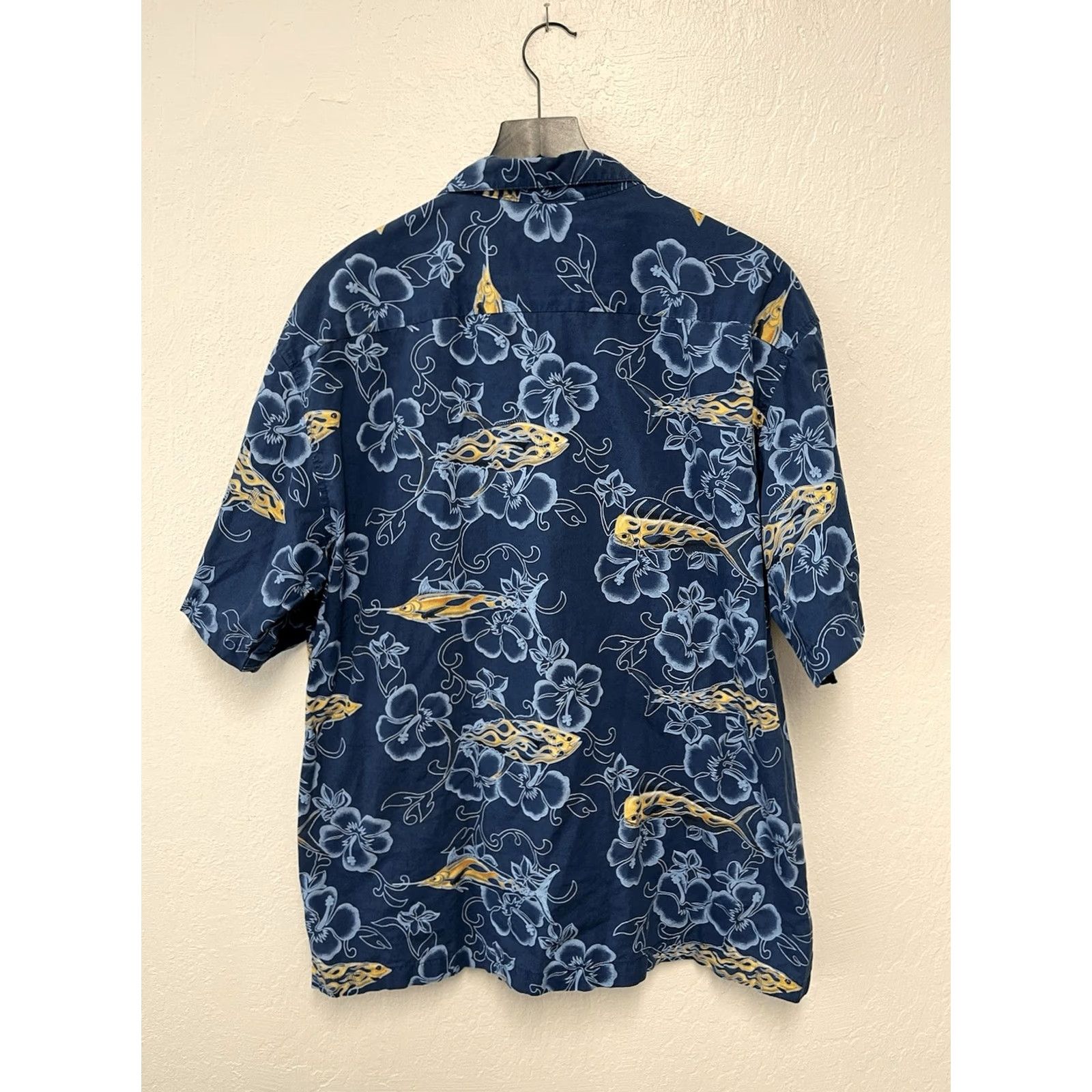 Guy Harvey AFTCO Shirt Mens XL Blue Water Fish Casual Button Up Short Sleeve Shirt Size US XL / EU 56 / 4 - 4 Thumbnail