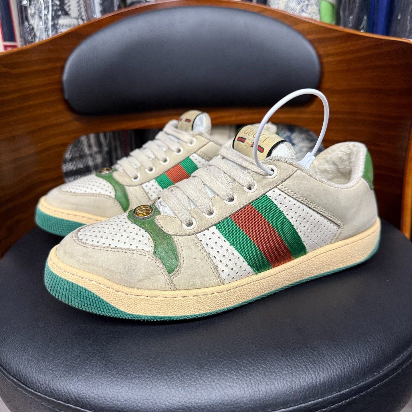 Gucci Gucci Green Lowtop Sneakers us_6-5 Women Size US 6.5 / IT 36.5 - 1 Thumbnail