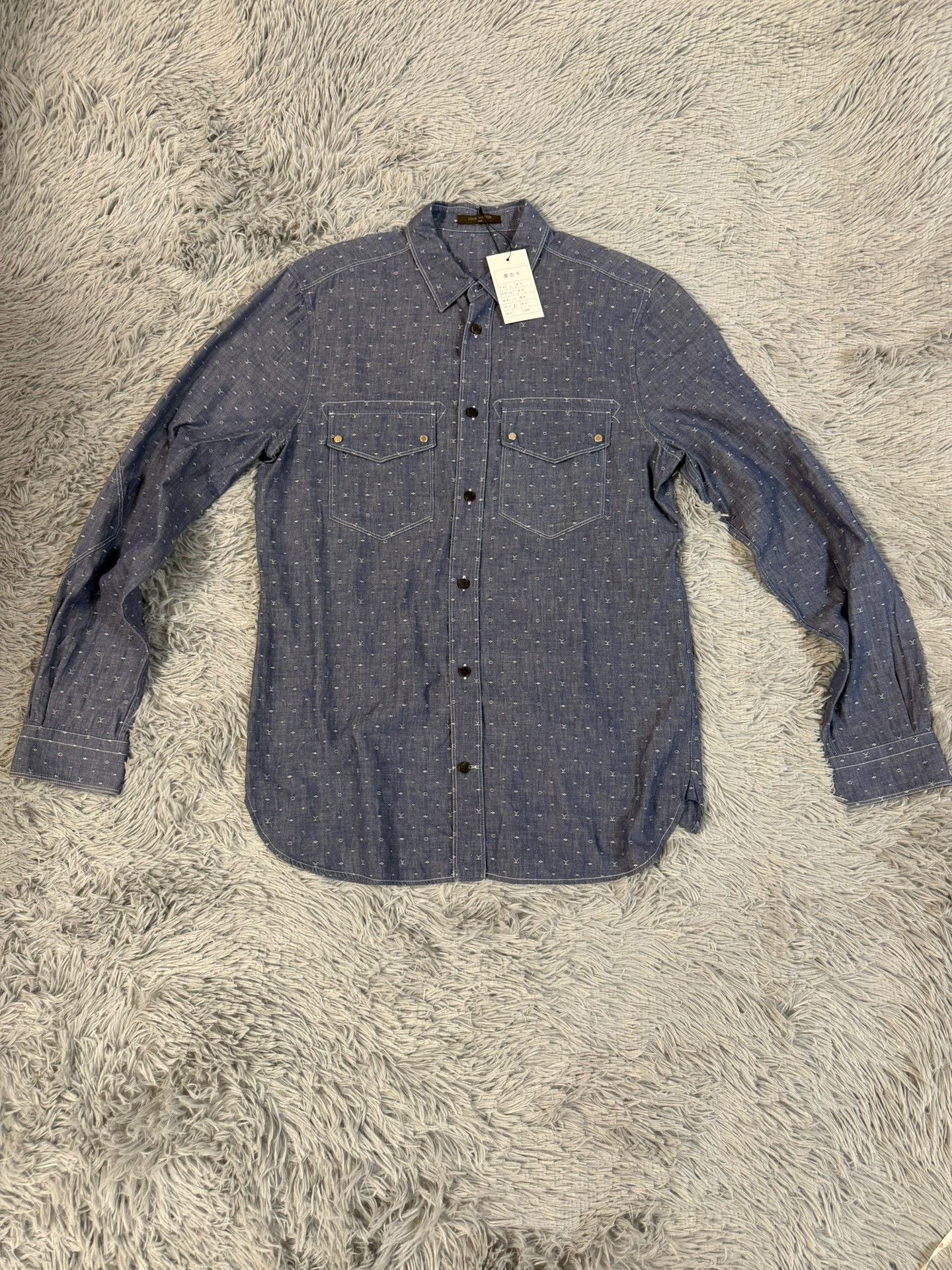Louis Vuitton Louis Vuitton Denim Embroidered Blue Shirt l Men Size US L / EU 52-54 / 3 - 1 Thumbnail