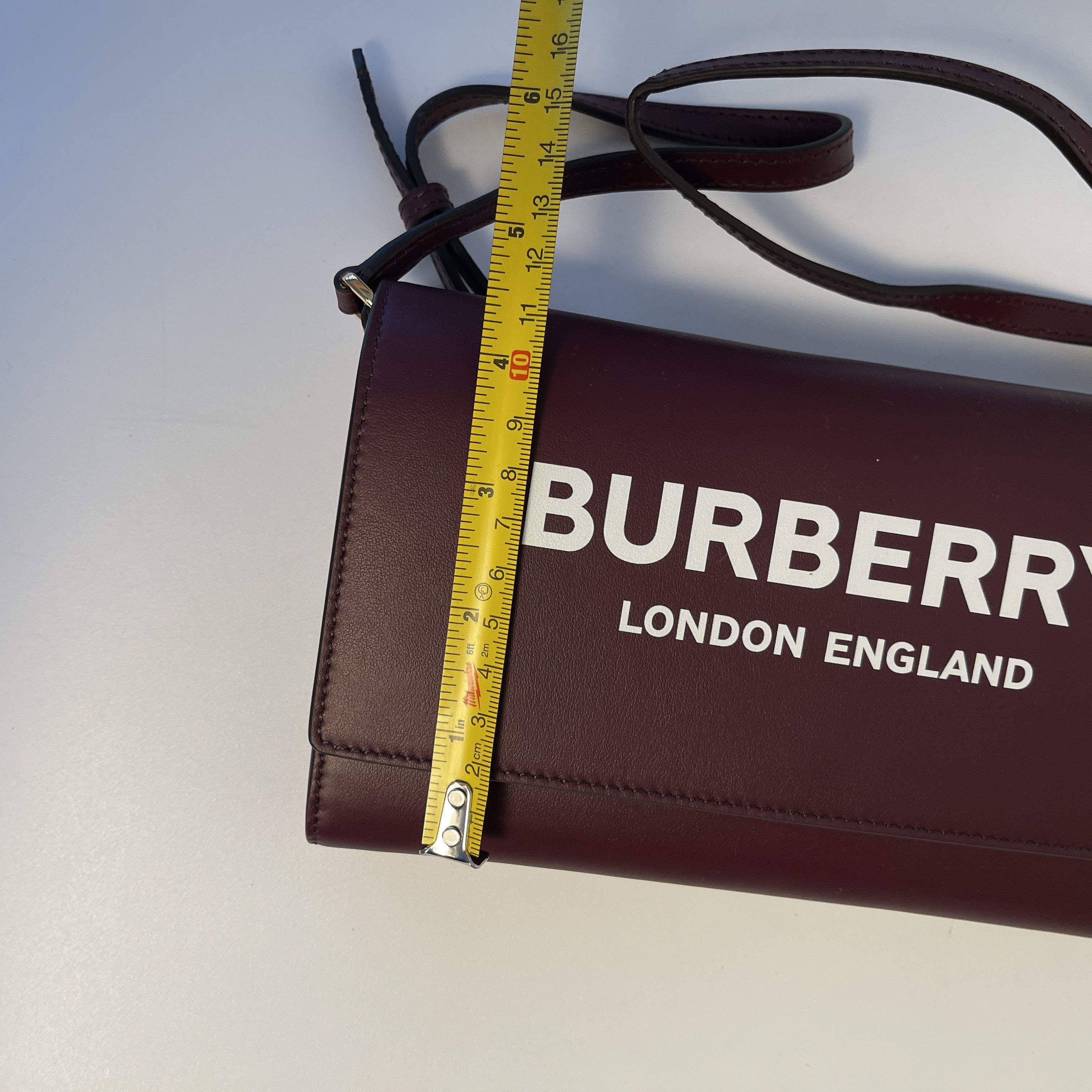 Burberry Burberry Burgundy Leather Hazelmere Wallet On Strap Size ONE SIZE - 17 Thumbnail
