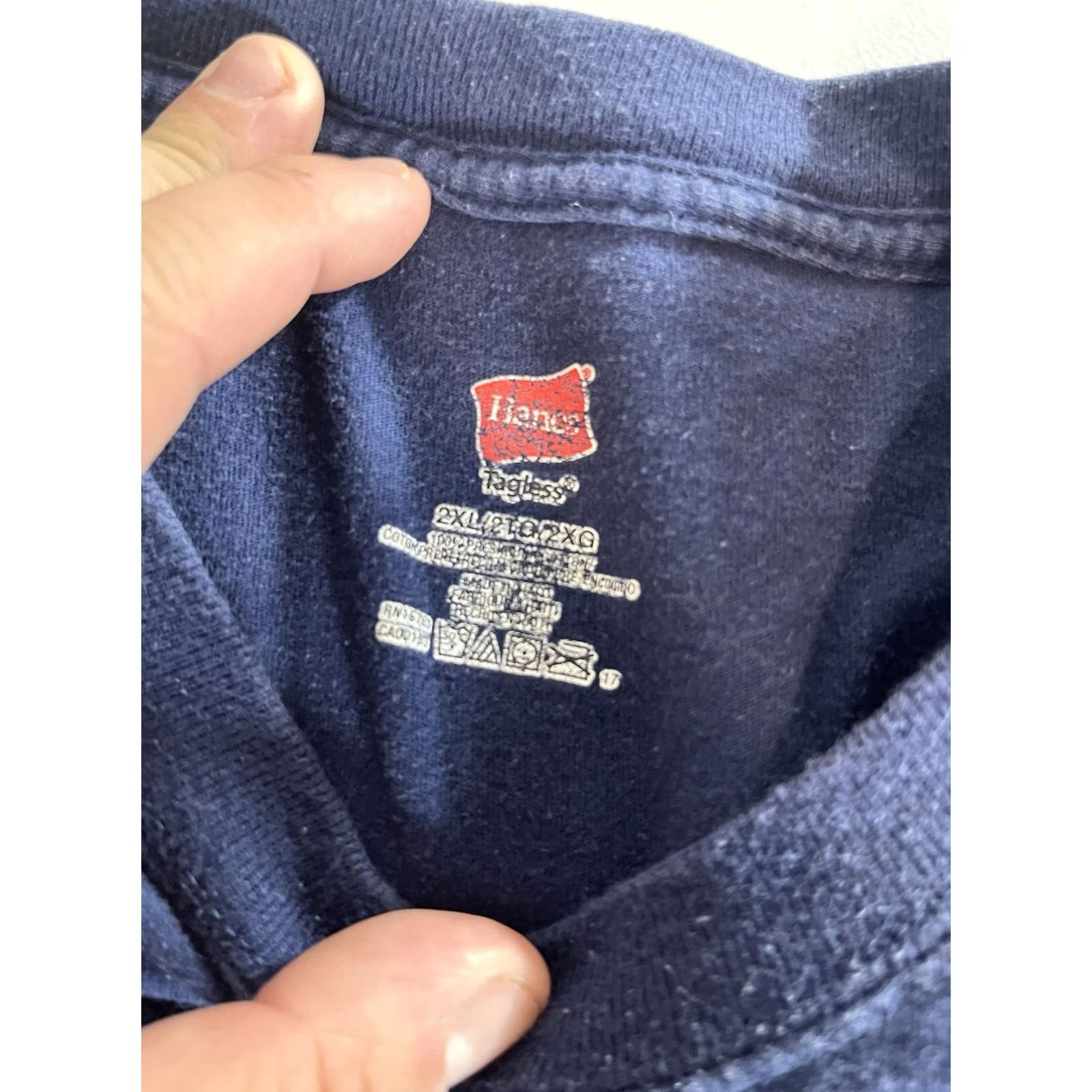 Hanes Bud Light Dilly Dilly Dallas Cowboys Hanes T-Shirt 2XL Mens Blue Cowboy Size US XXL / EU 58 / 5 - 2 Thumbnail