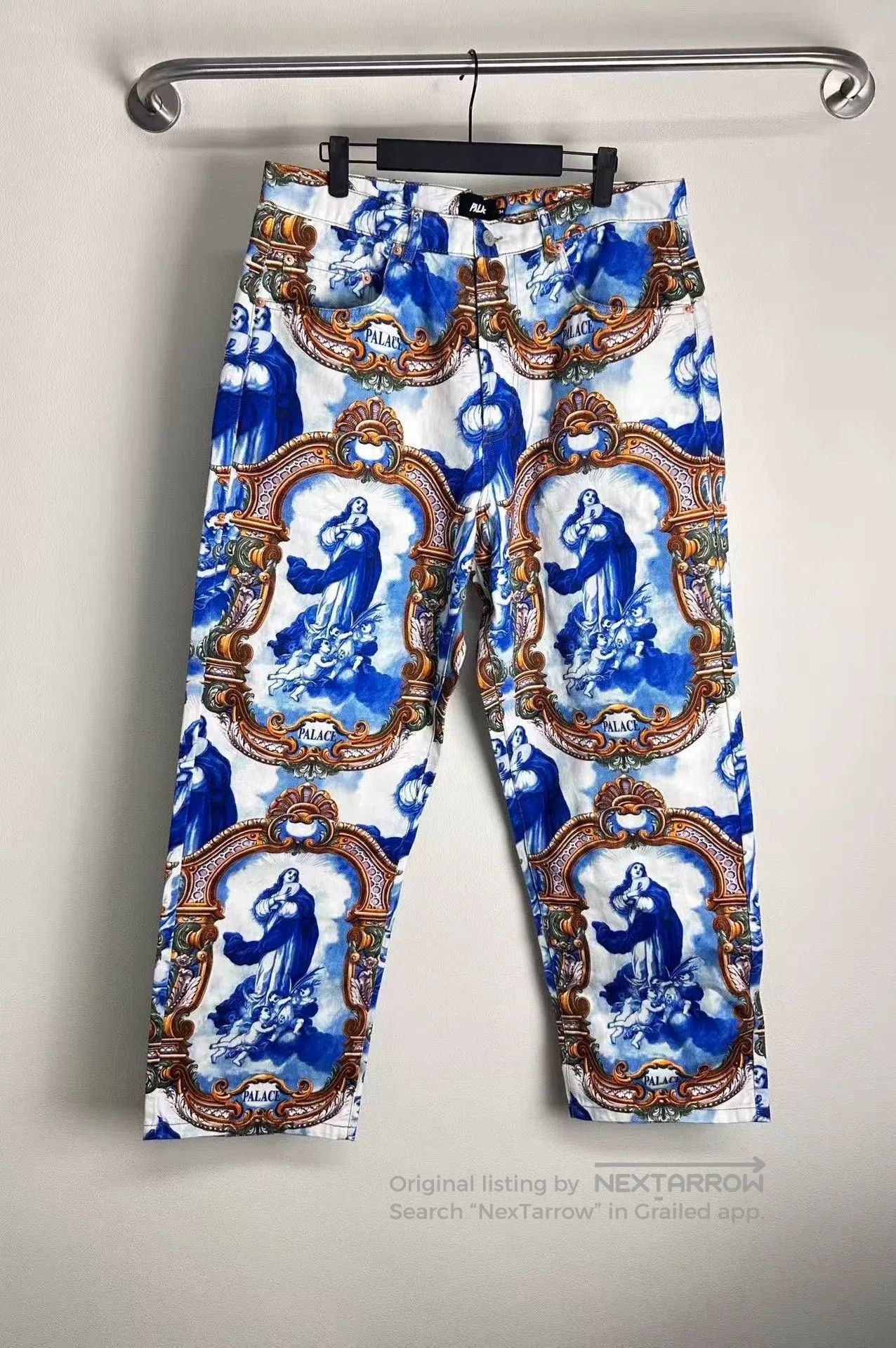 Palace Palace Holy Grail All. Size US 34 / EU 50 - 1 Thumbnail