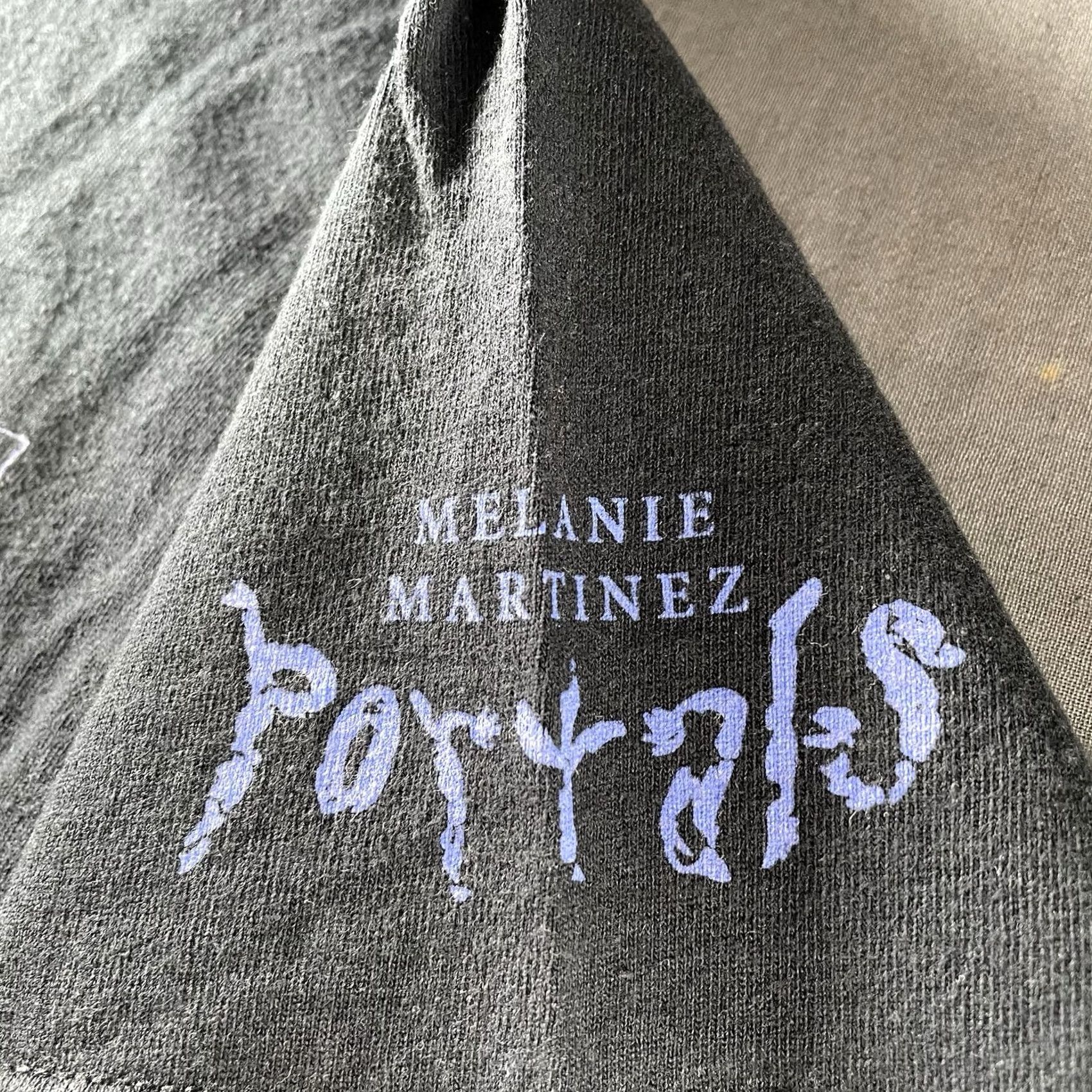 Vintage Melanie Martinez Shirt Men’s M Black Graphic Print Crew Neck T-Shirt 20s Heart Hipster Punk Rock Music Fairy Heart Size US M / EU 48-50 / 2 - 3 Thumbnail