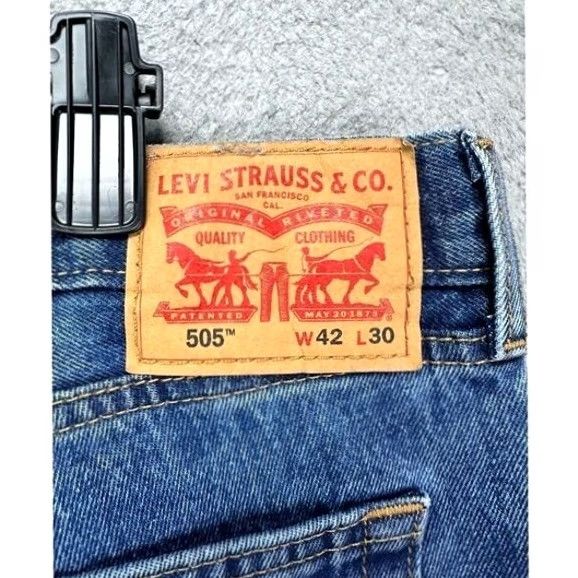 Levi's Levi's 505 Jeans Mens 42X30 Blue Regular Fit Straight Leg Denim Pants NEW Size US 42 / EU 58 - 4 Thumbnail
