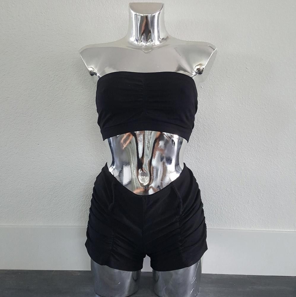 Designer Black Ruched Brazilian Lime Short Size 30" / US 8 / IT 44 - 1 Thumbnail