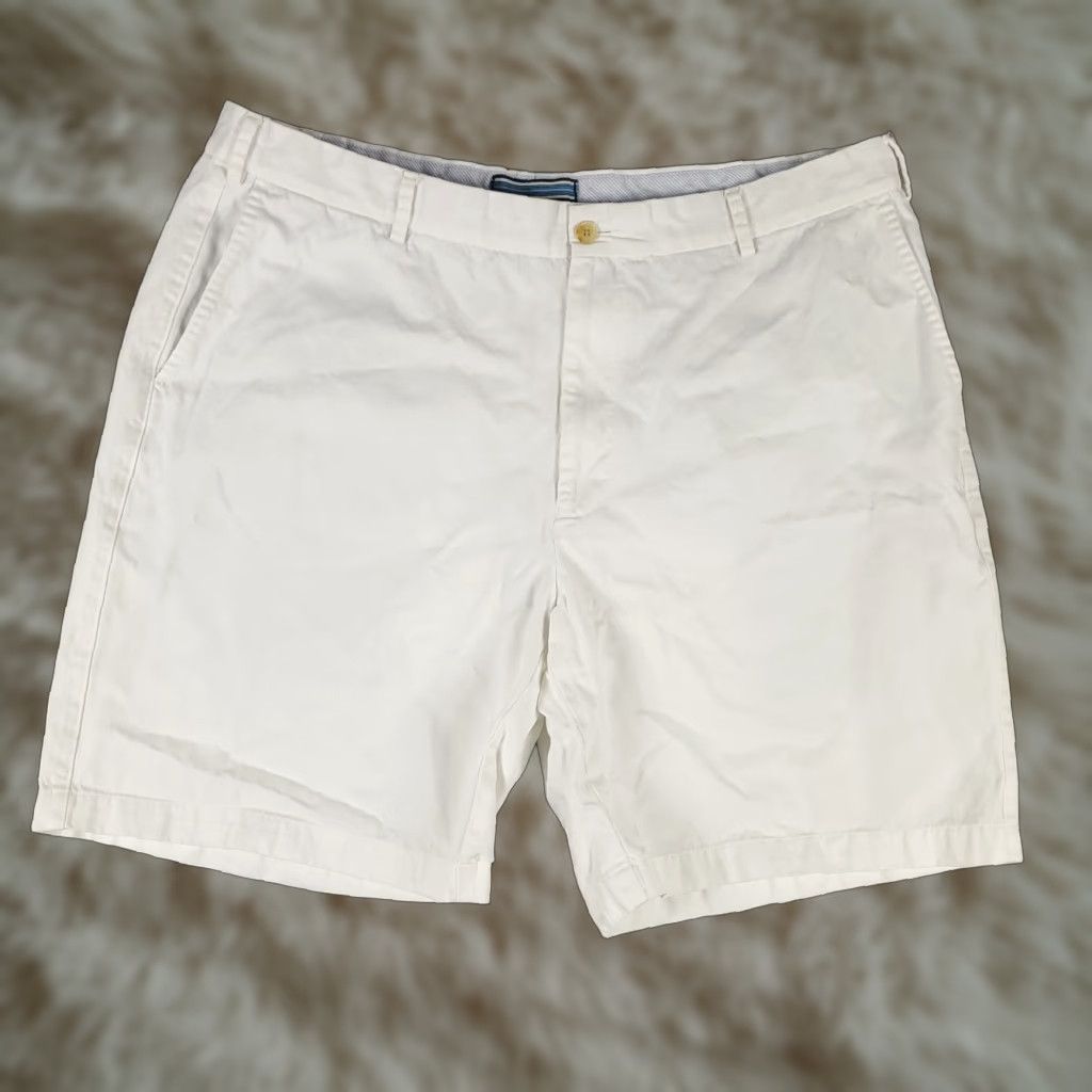 Peter Millar Peter Millar Shorts Mens Size 40 White Cotton Golf Flat Front Casual Chino Size US 40 / EU 56 - 1 Thumbnail
