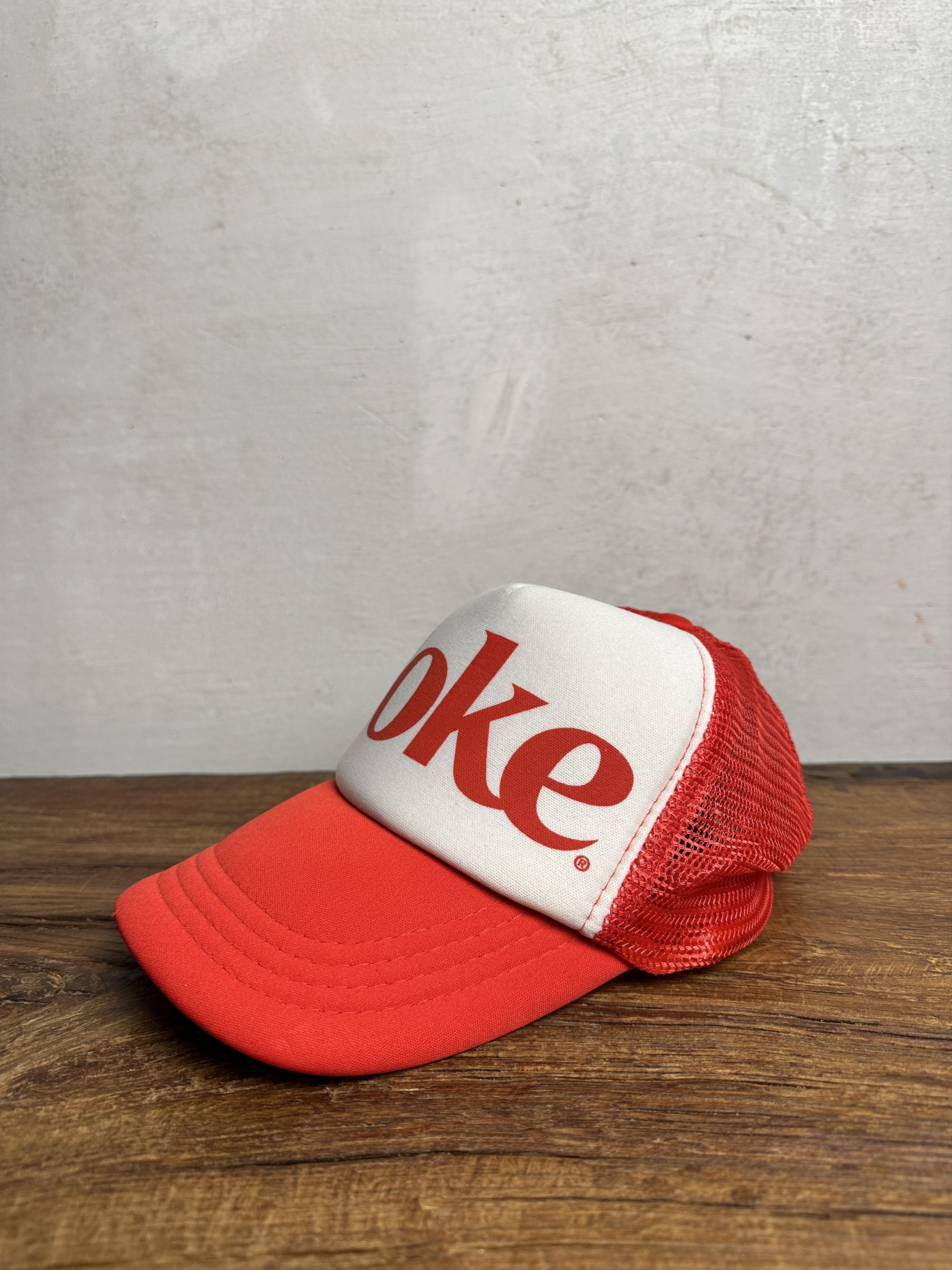 Coca Cola Coca Cola Classic Trucker Vintage Snapback Size ONE SIZE - 1 Thumbnail