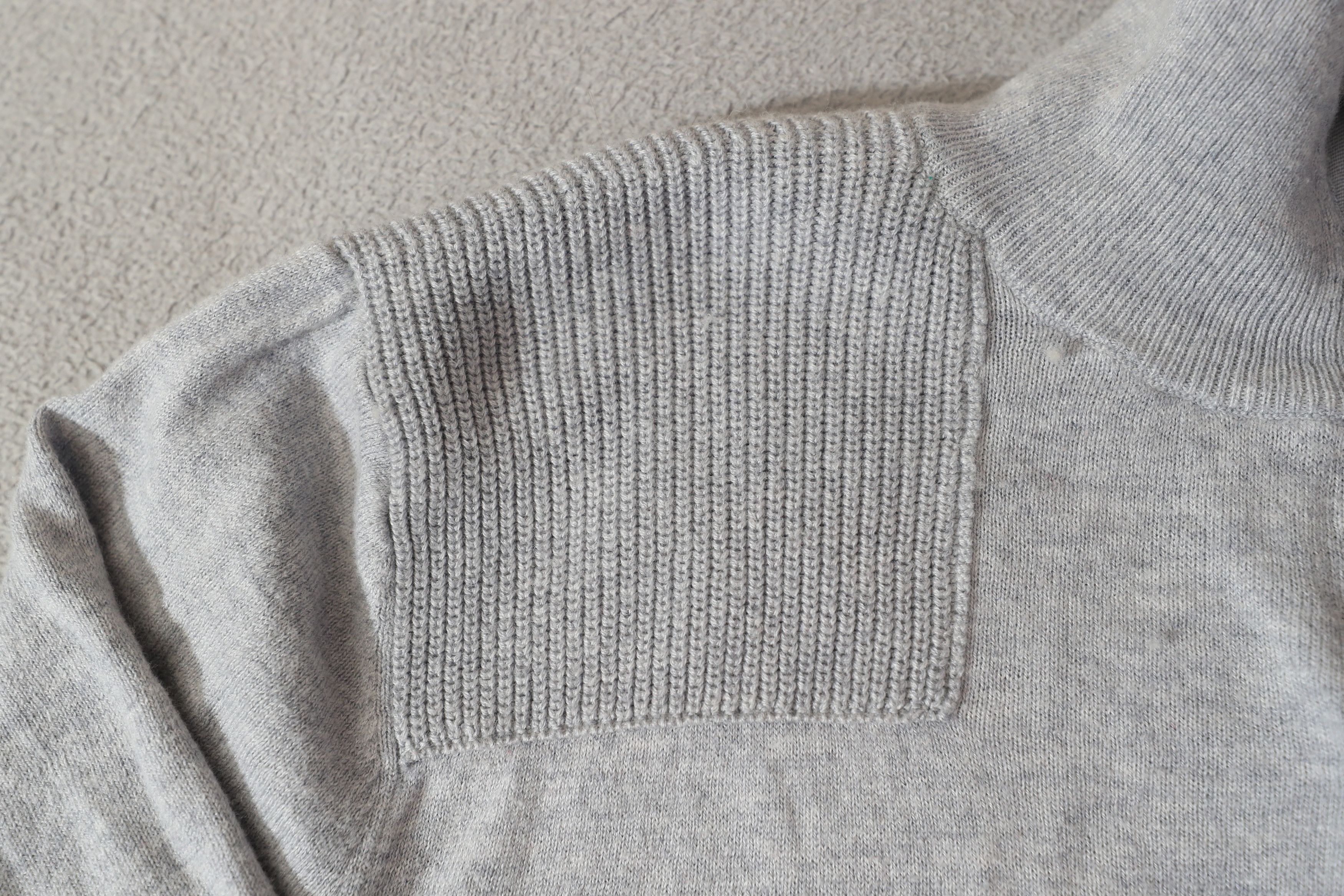 Mossimo Mossimo Grey Long Sleeve Polo Sweater (L) Size US L / EU 52-54 / 3 - 7 Thumbnail