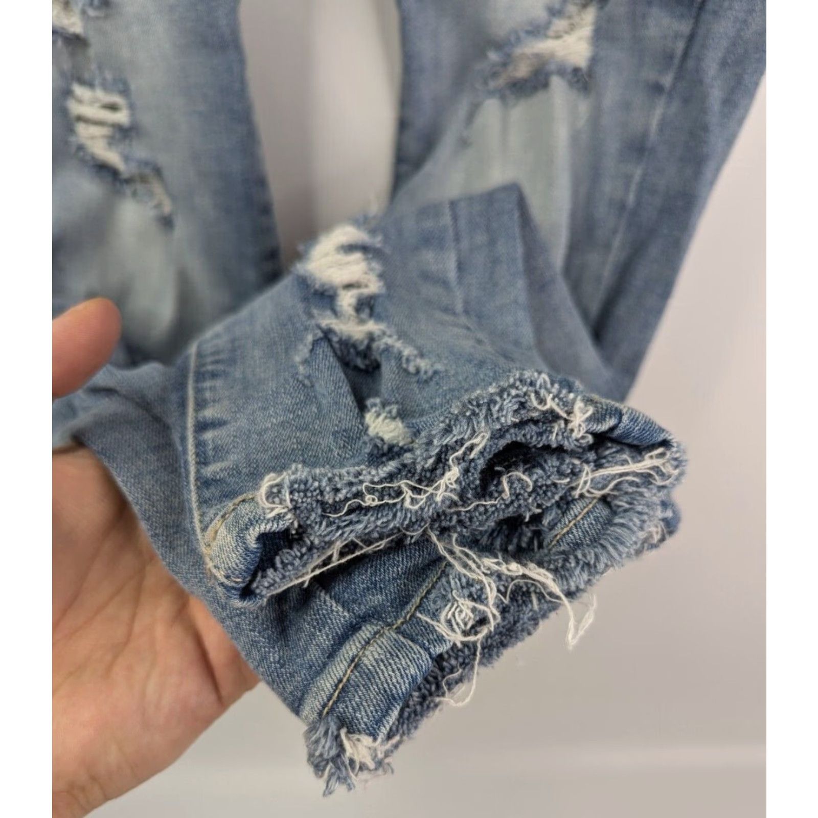 Vintage Kancan Jeans Mid Rise Distressed Skinny Blue Light Wash 27 Women 5-Pocket KC8373M Size 27" / US 4 / IT 40 - 3 Thumbnail