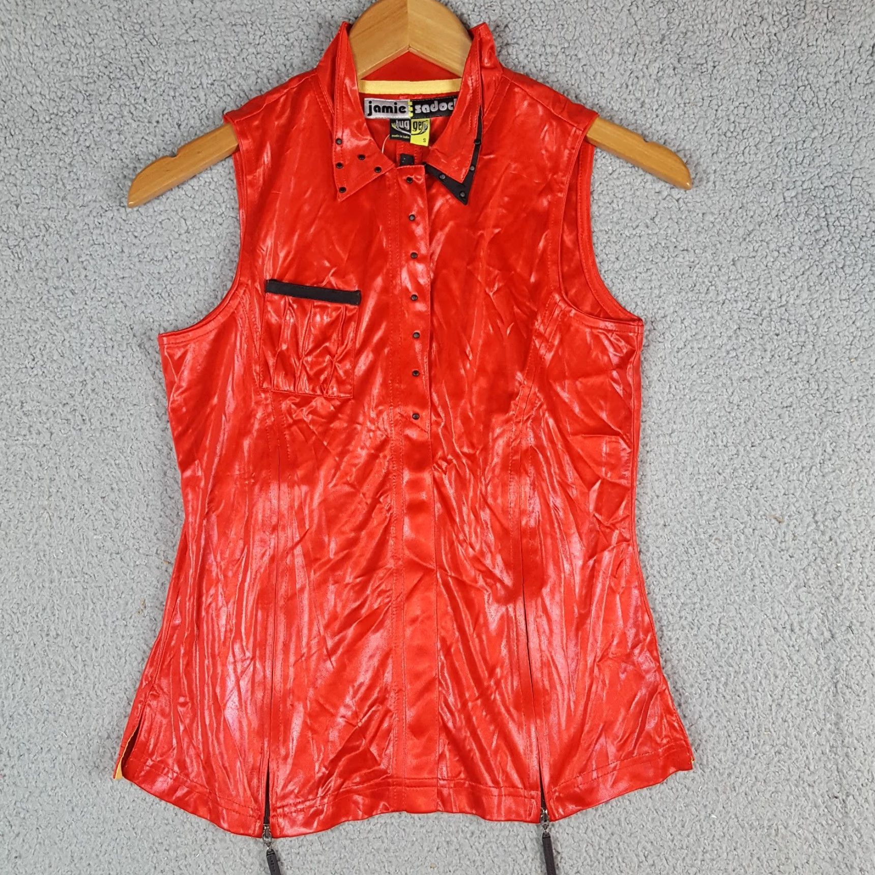 Vintage VINTAGE Jamie Sadock Tank Top Vest Polo Woman S Red Faux Leather Wet Look Sleeveless Size S / US 4 / IT 40 - 5 Thumbnail
