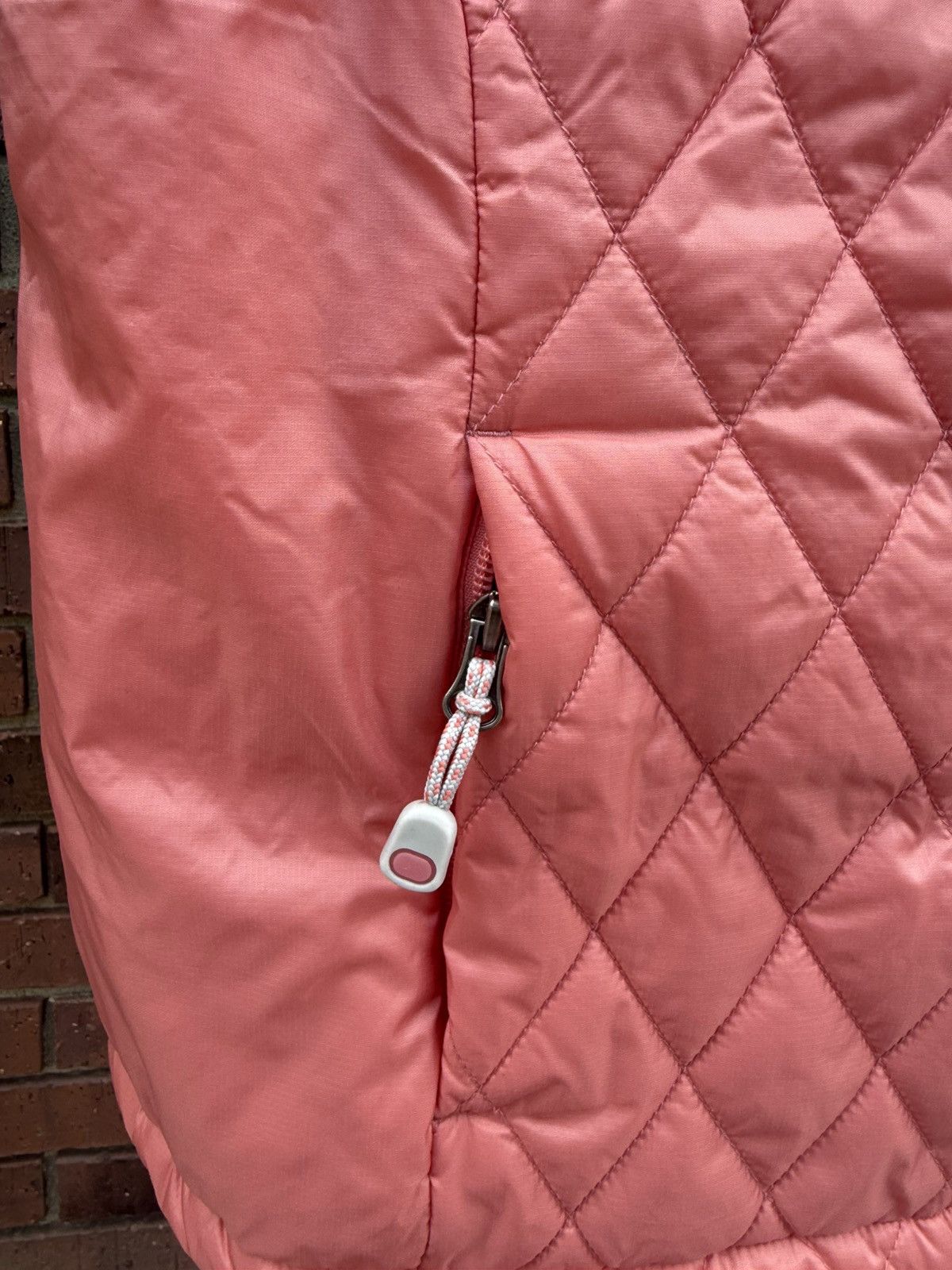 L.L. Bean LL Bean Coral Quilted Zip Vest Side Pocket Fleece Medium Size M / US 6-8 / IT 42-44 - 3 Thumbnail