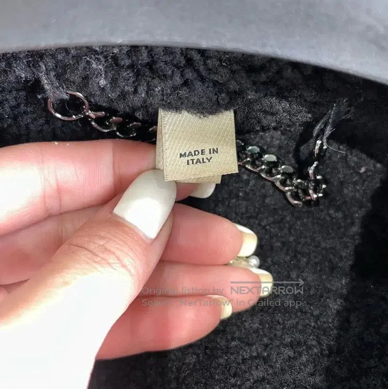 Burberry Burberry Black Leather Women's Jacket. Size M / US 6-8 / IT 42-44 - 3 Thumbnail